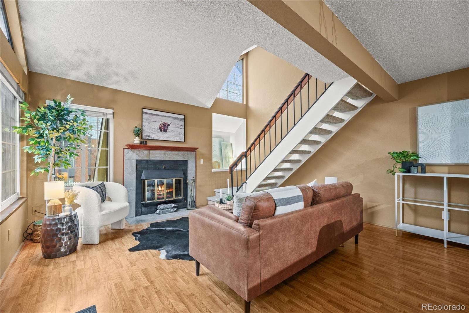 MLS Image #3 for 970 s dahlia street,denver, Colorado