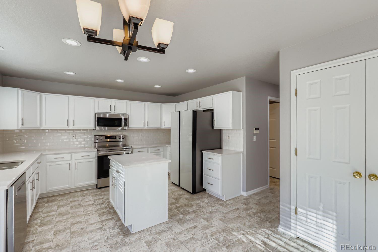 MLS Image #5 for 15112 e 118th avenue,commerce city, Colorado