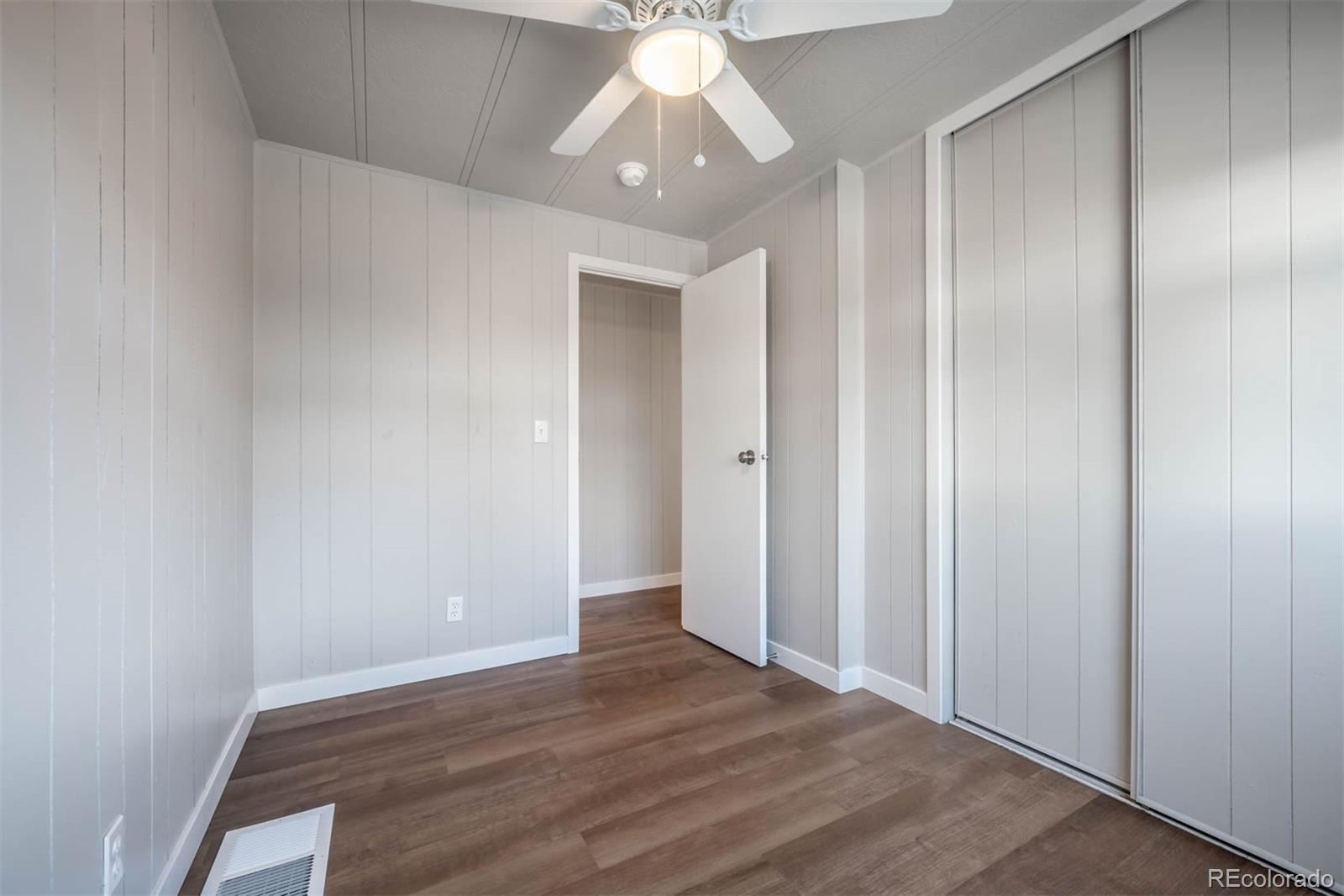 MLS Image #13 for 2415  alia court,pueblo, Colorado