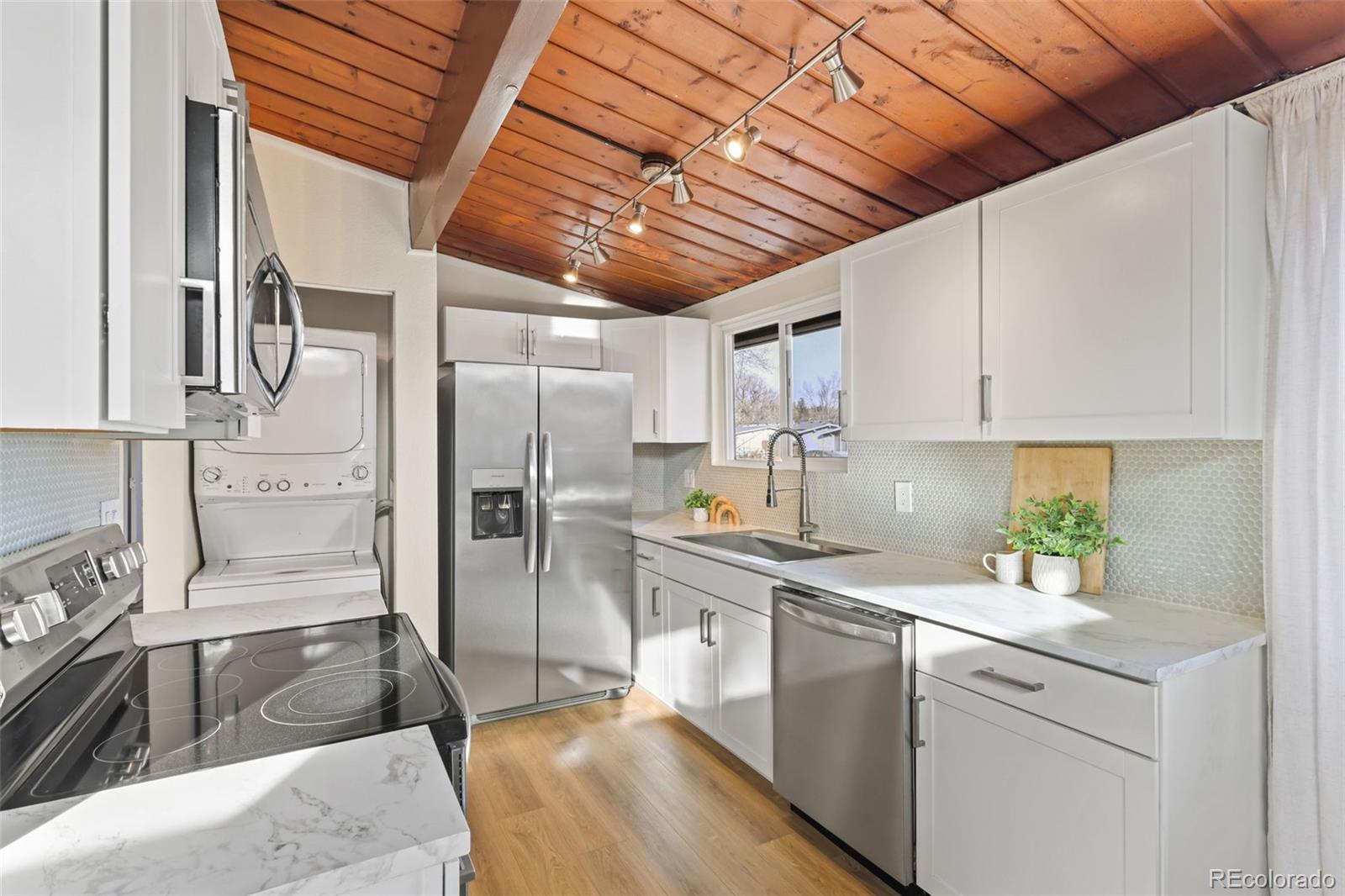 MLS Image #11 for 3218 n arcadia street,colorado springs, Colorado