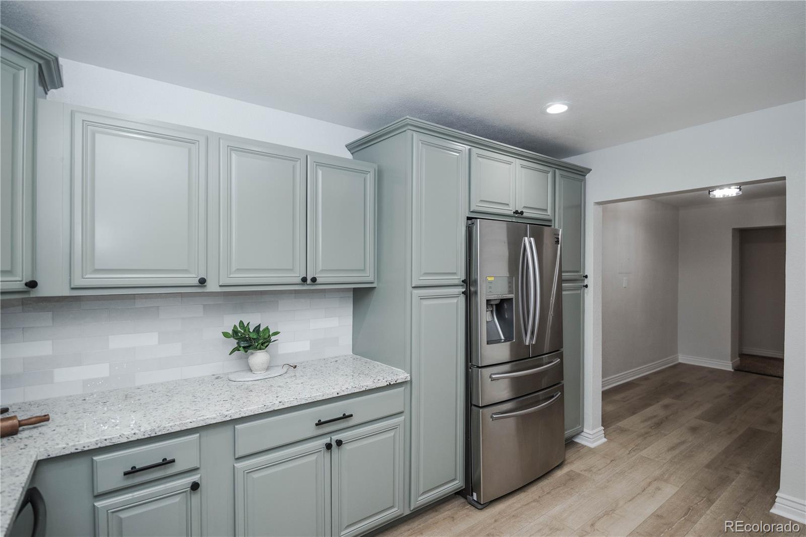 MLS Image #9 for 13360 e 7th avenue,aurora, Colorado