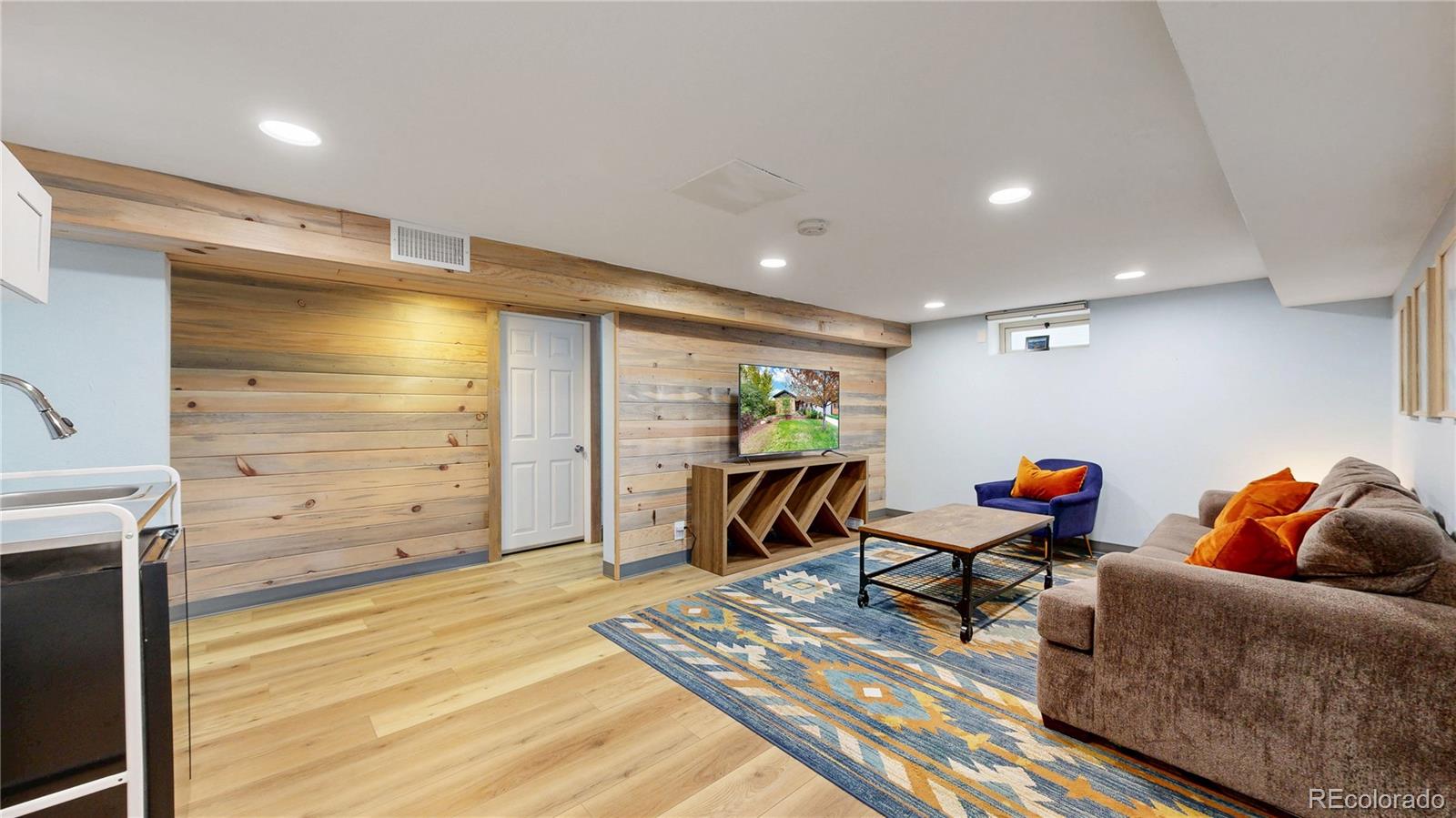 MLS Image #28 for 940  grape street,denver, Colorado