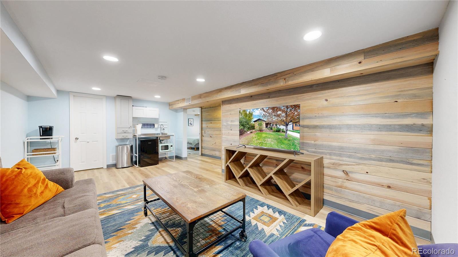 MLS Image #29 for 940  grape street,denver, Colorado