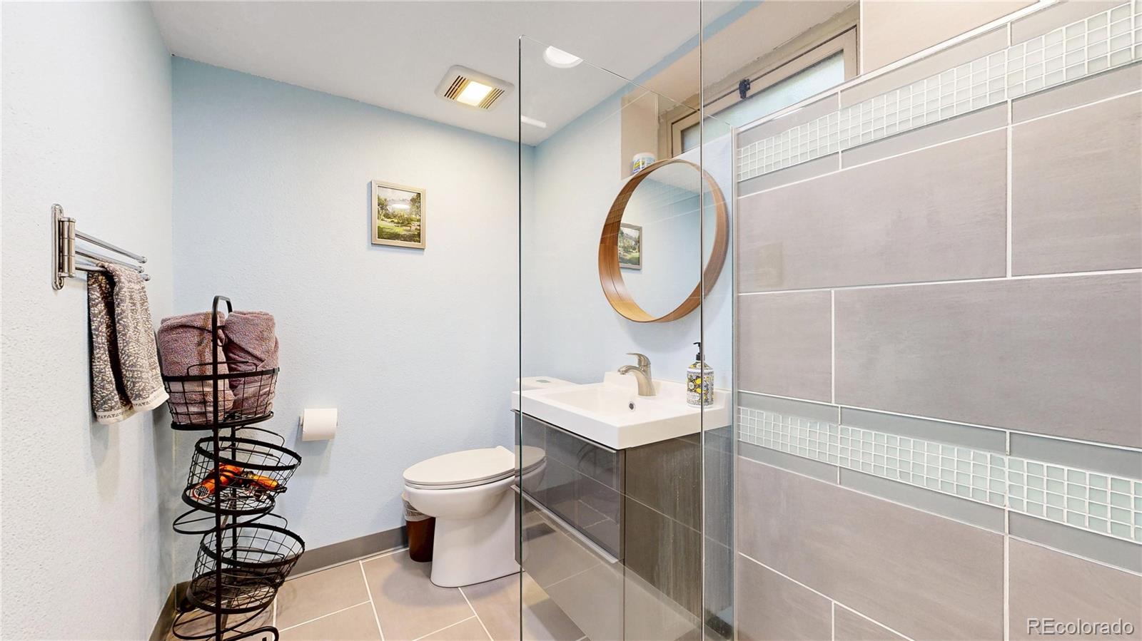 MLS Image #33 for 940  grape street,denver, Colorado