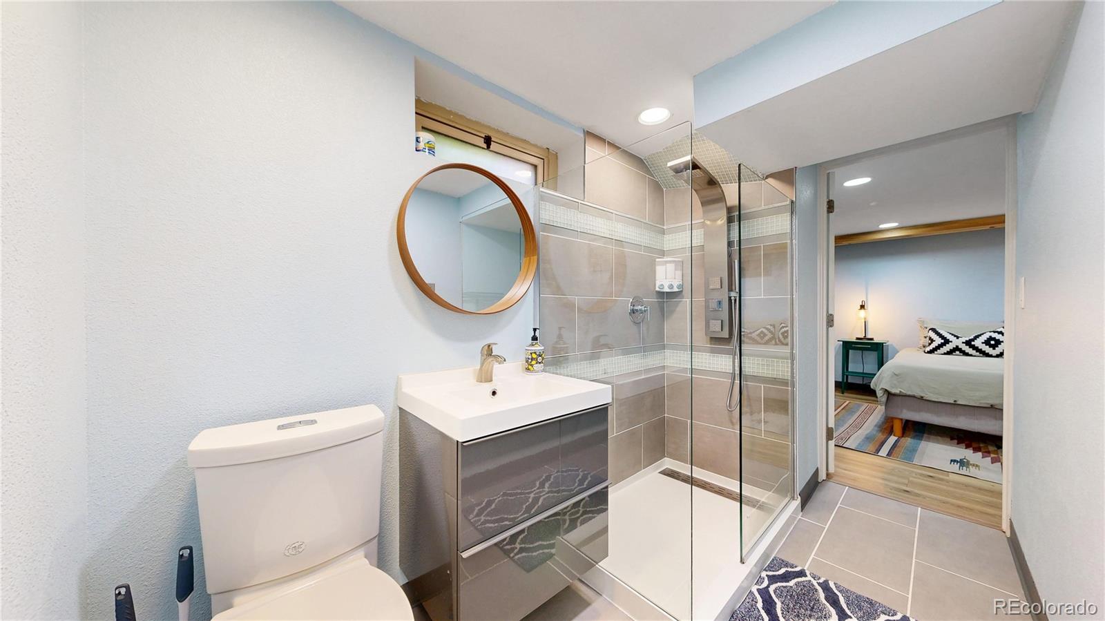 MLS Image #34 for 940  grape street,denver, Colorado