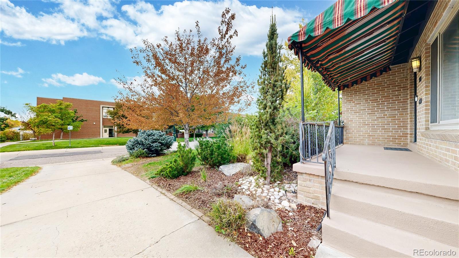 MLS Image #5 for 940  grape street,denver, Colorado