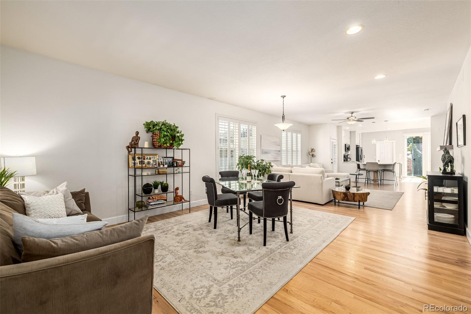 MLS Image #2 for 7722 e 6th place,denver, Colorado