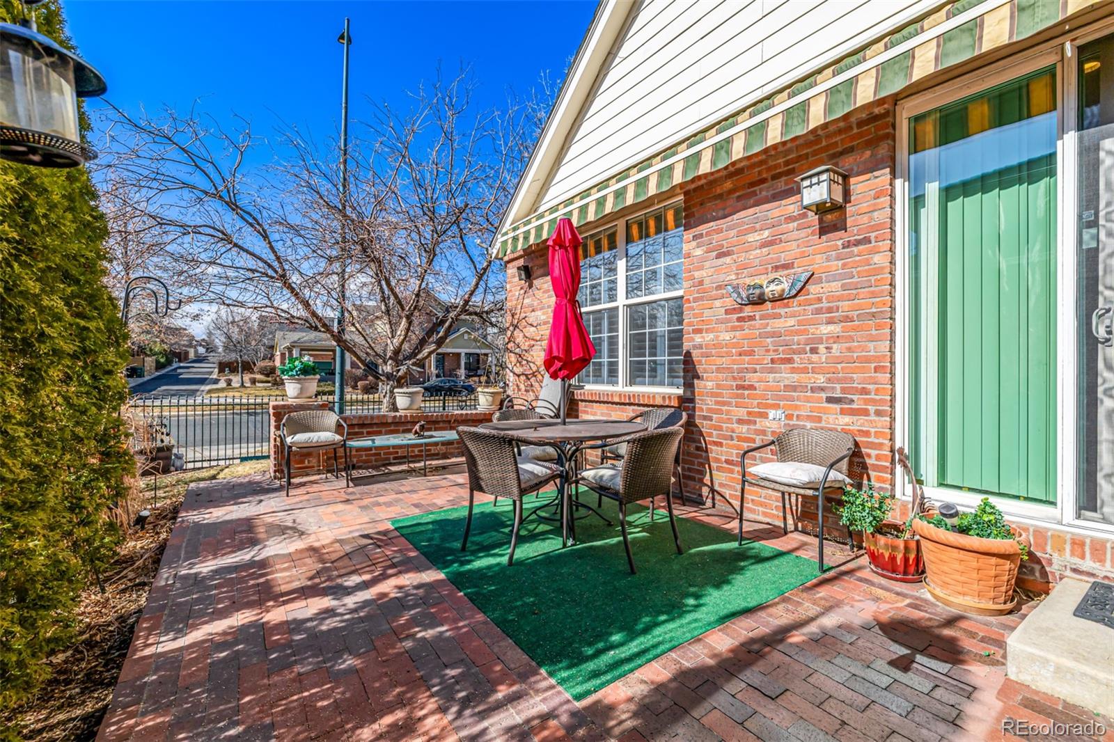 MLS Image #38 for 7722 e 6th place,denver, Colorado