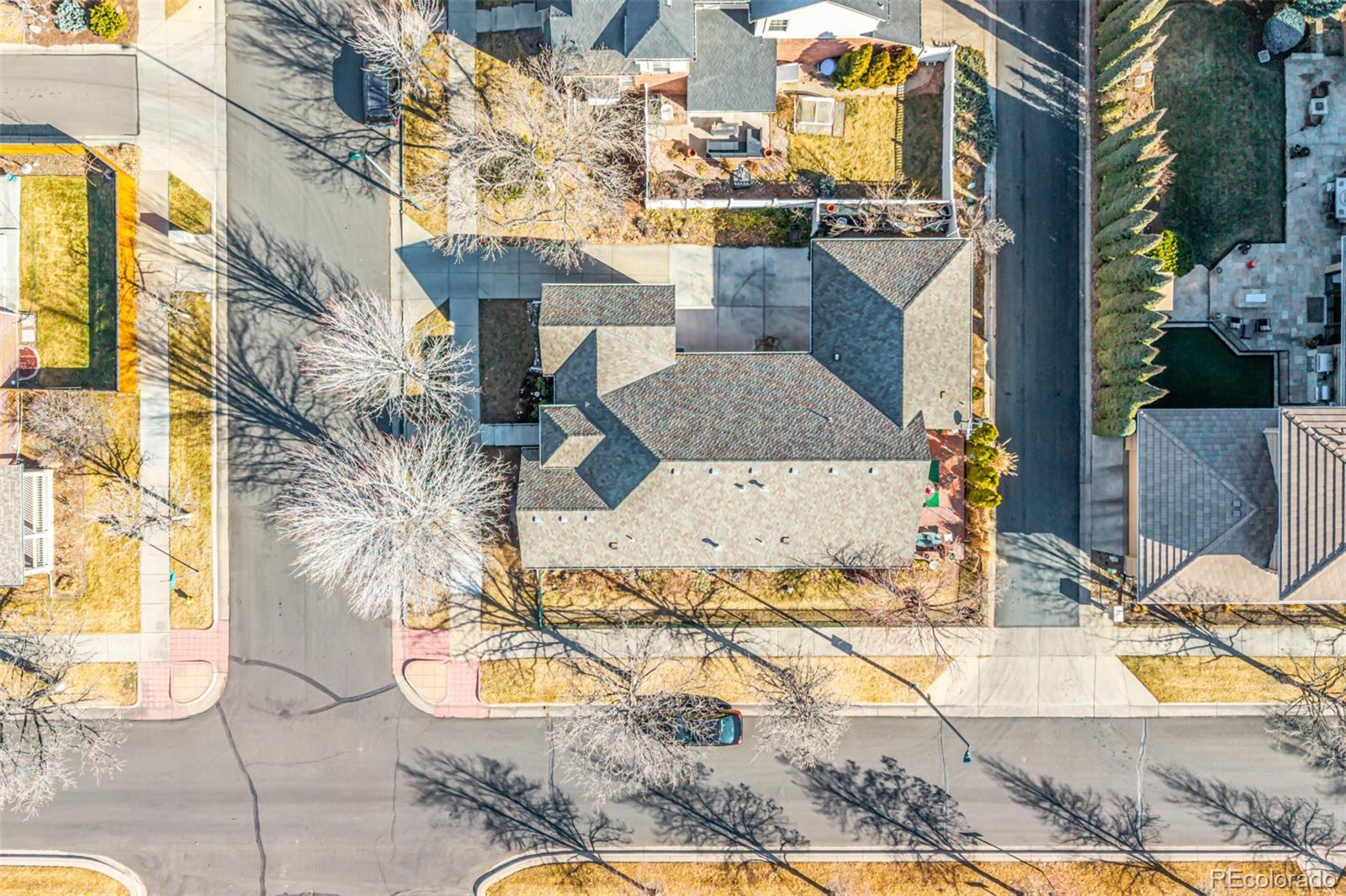 MLS Image #41 for 7722 e 6th place,denver, Colorado