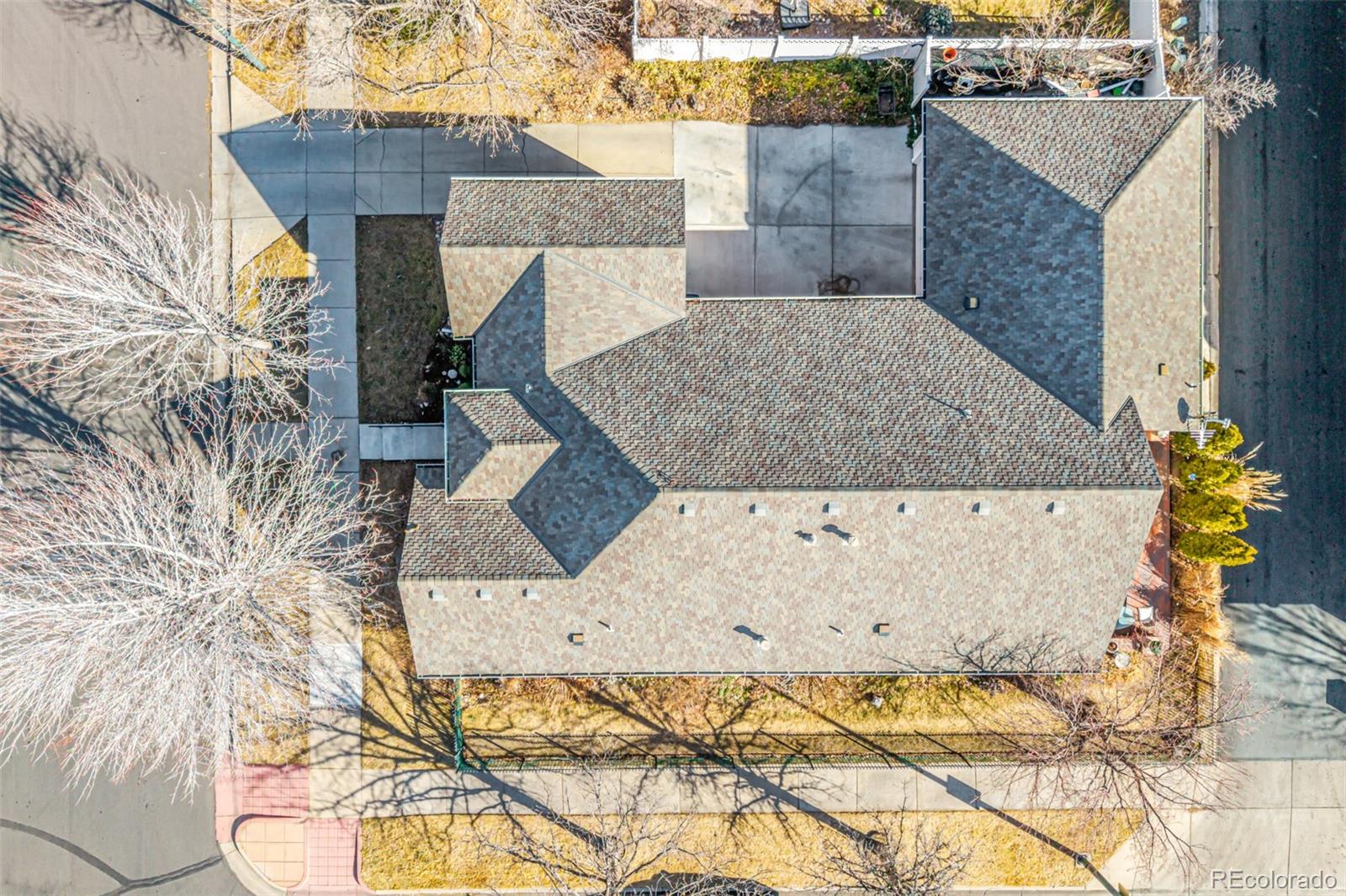 MLS Image #42 for 7722 e 6th place,denver, Colorado