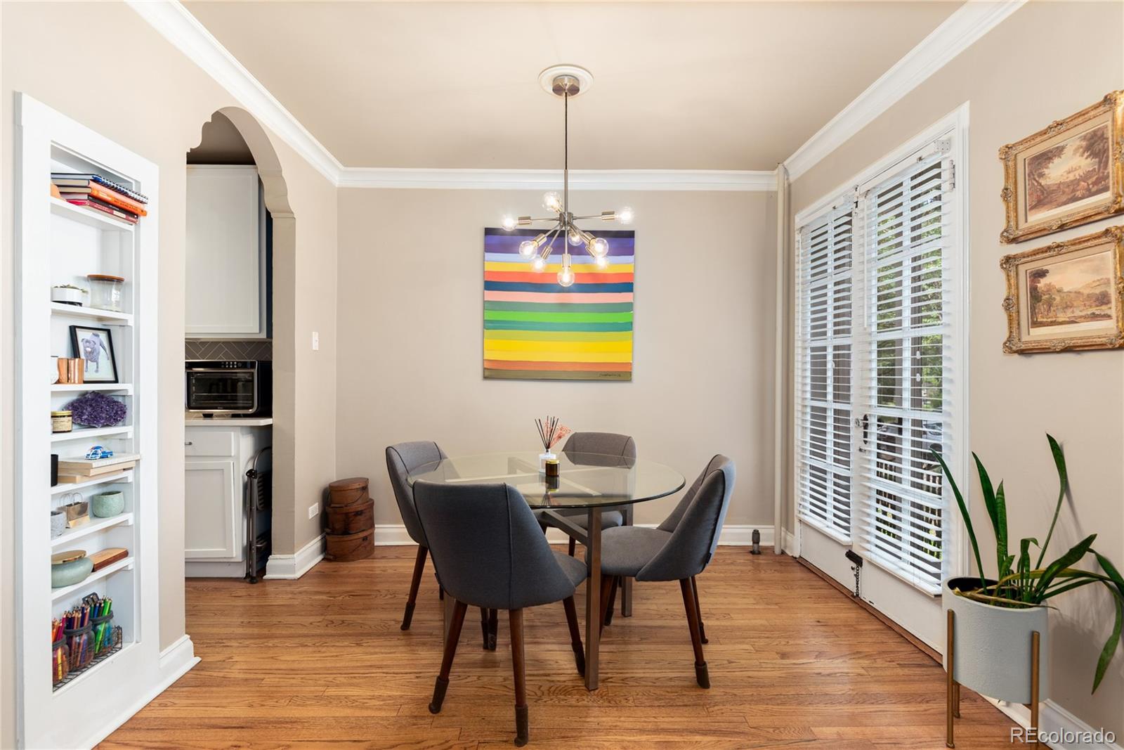 MLS Image #11 for 931 n emerson street 1,denver, Colorado