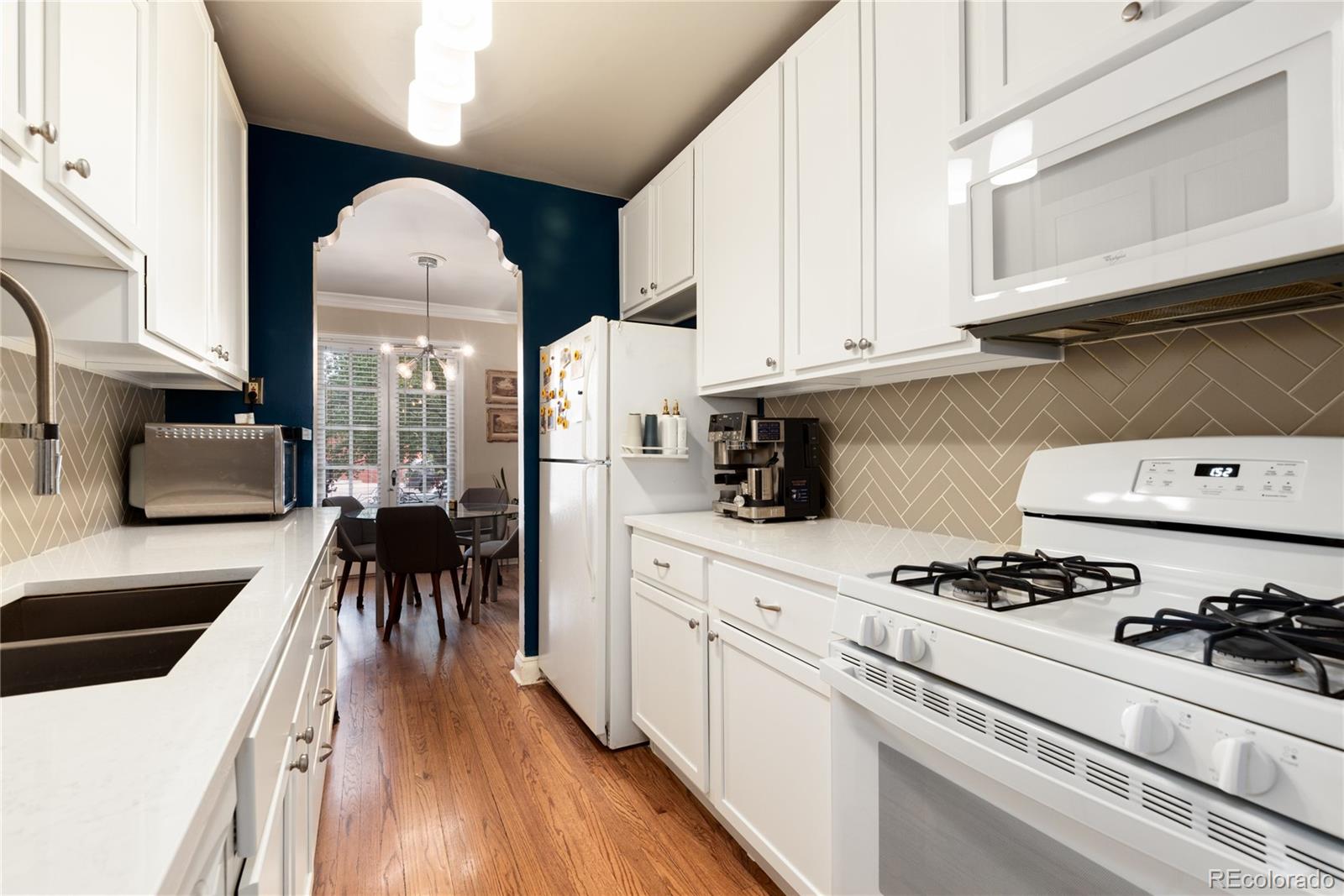 MLS Image #2 for 931 n emerson street 1,denver, Colorado