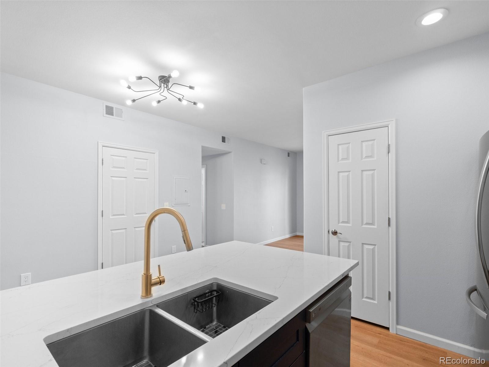 MLS Image #11 for 5335  pecos way 4,denver, Colorado
