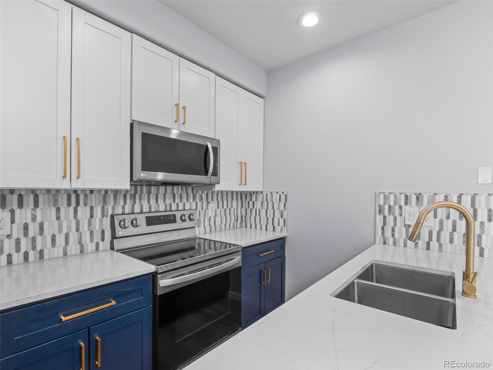 MLS Image #7 for 5335  pecos way 4,denver, Colorado
