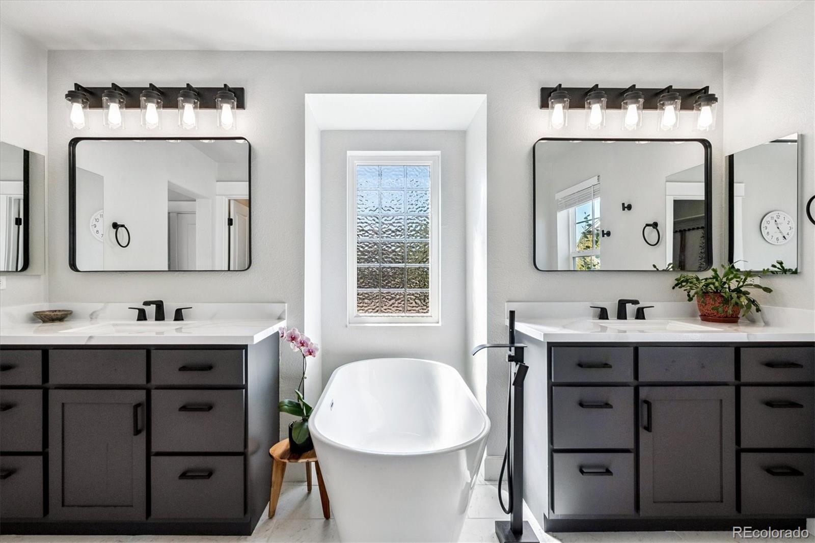 MLS Image #24 for 7948 e 23rd avenue,denver, Colorado