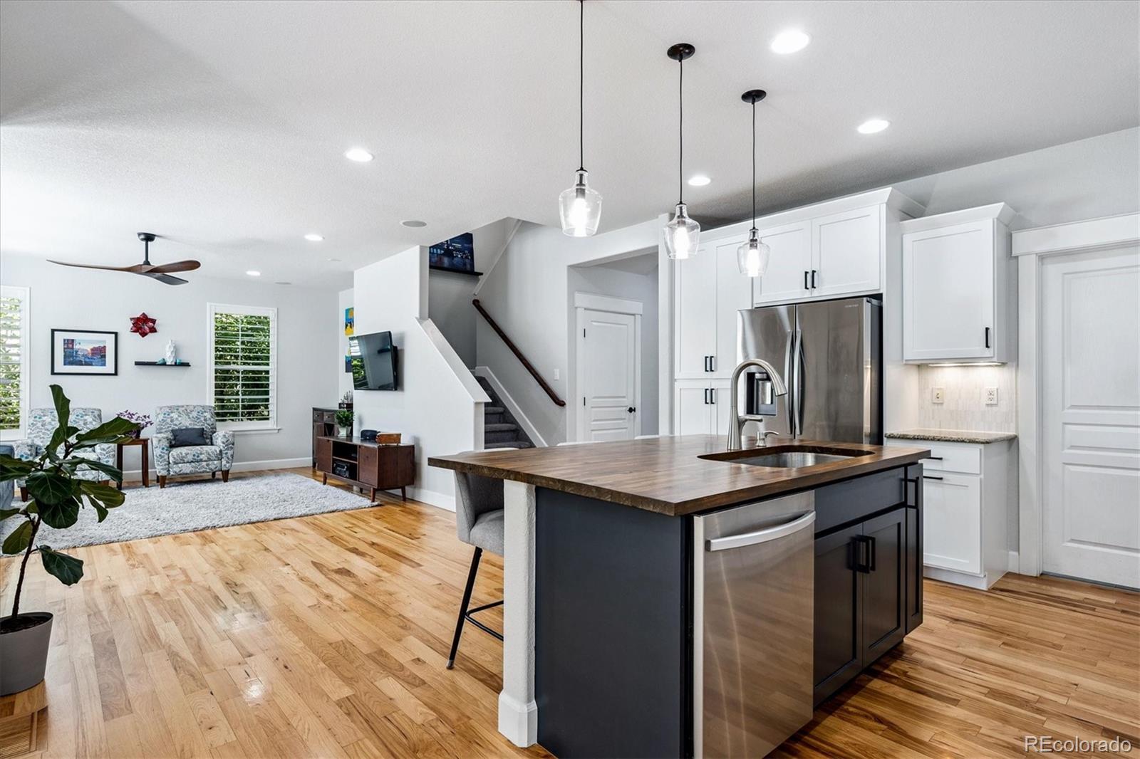 MLS Image #8 for 7948 e 23rd avenue,denver, Colorado