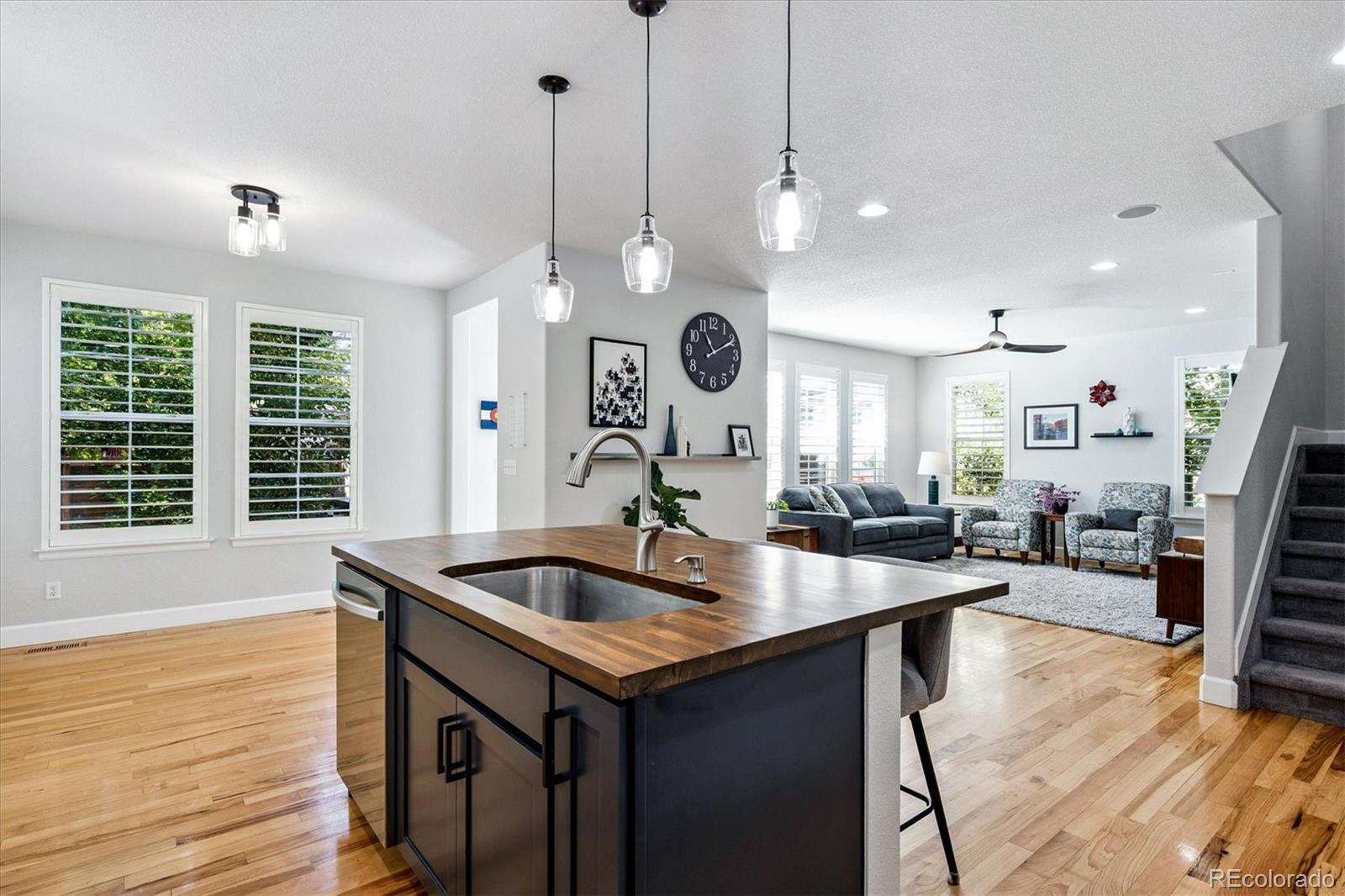 MLS Image #9 for 7948 e 23rd avenue,denver, Colorado