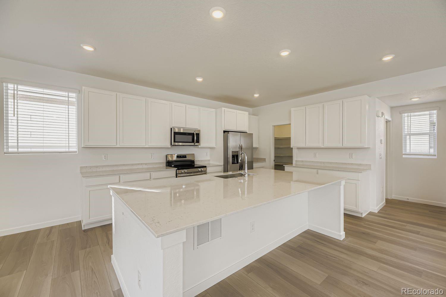 MLS Image #4 for 8820  watercress circle,littleton, Colorado