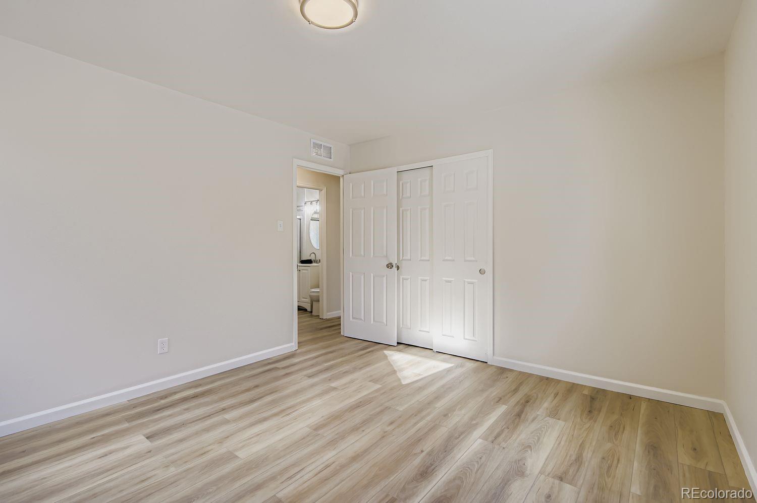 MLS Image #16 for 2935 s fairfax street,denver, Colorado