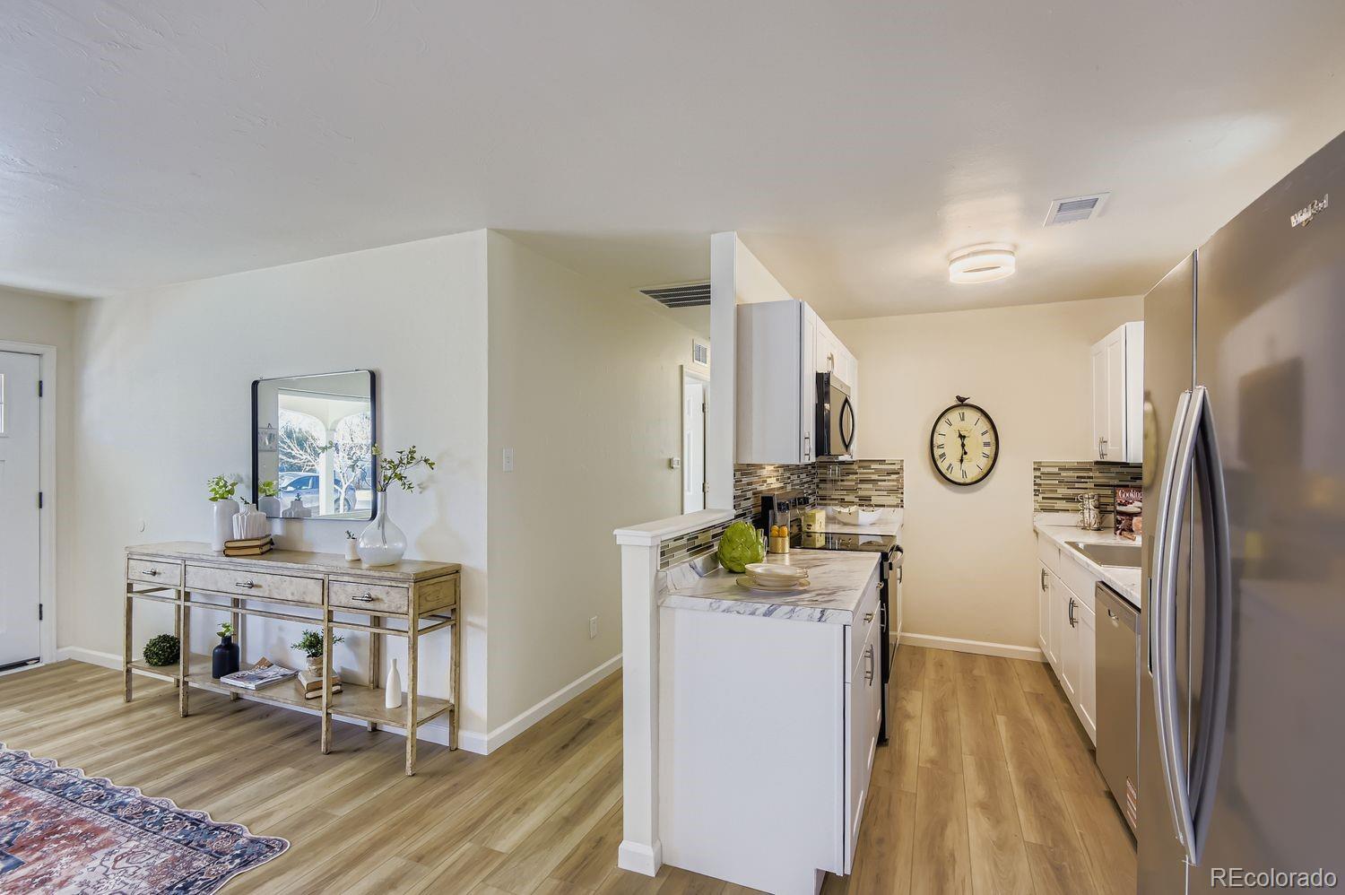 MLS Image #9 for 2935 s fairfax street,denver, Colorado