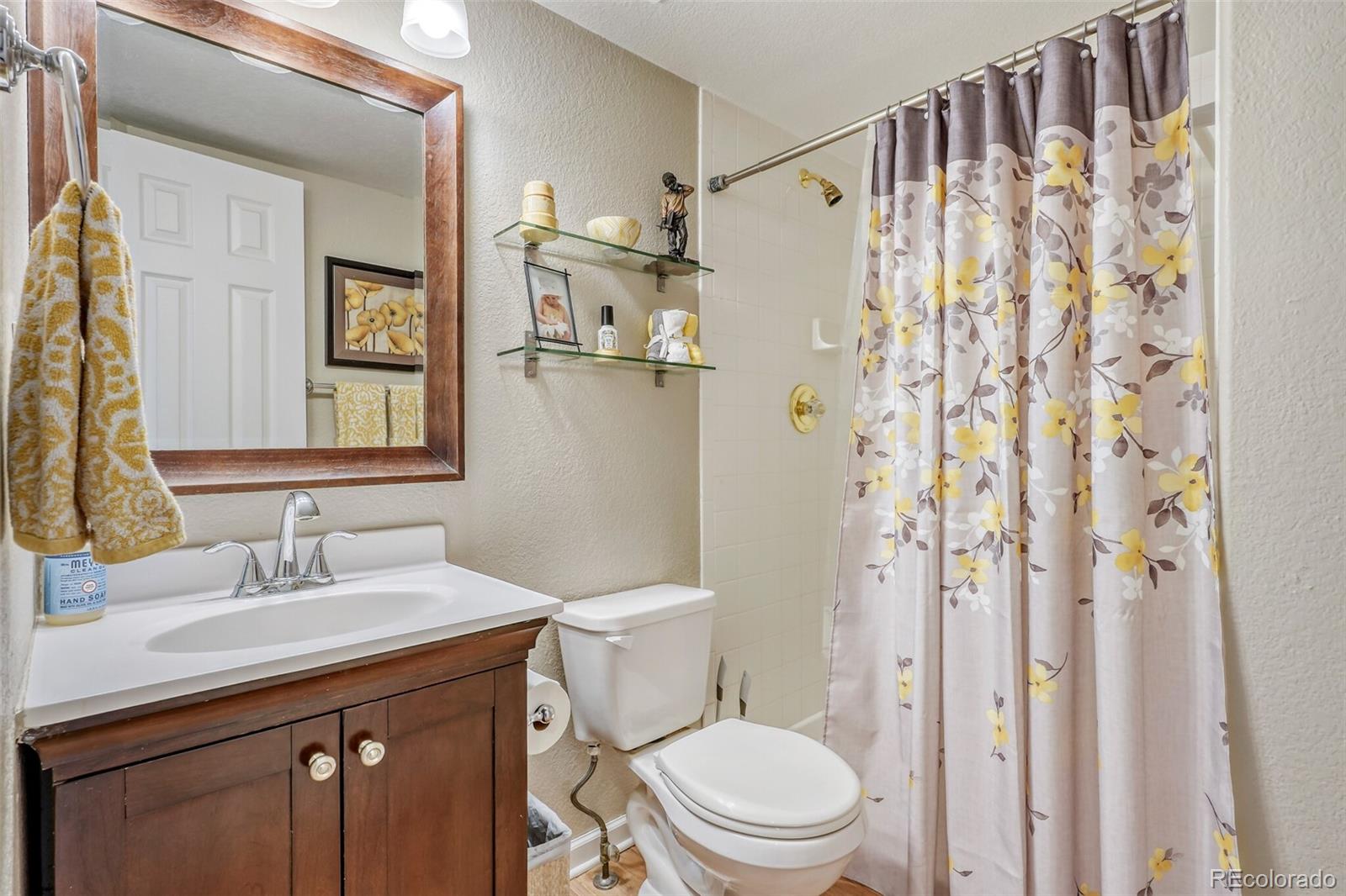 MLS Image #3 for 2562 w 108th place,denver, Colorado
