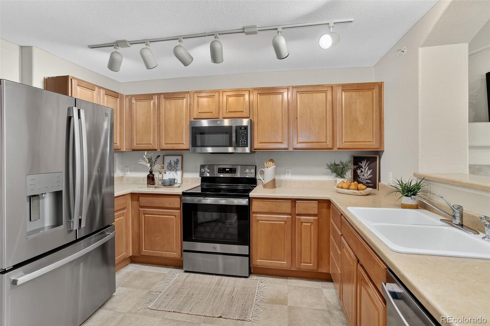 MLS Image #19 for 479  black feather loop 311,castle rock, Colorado