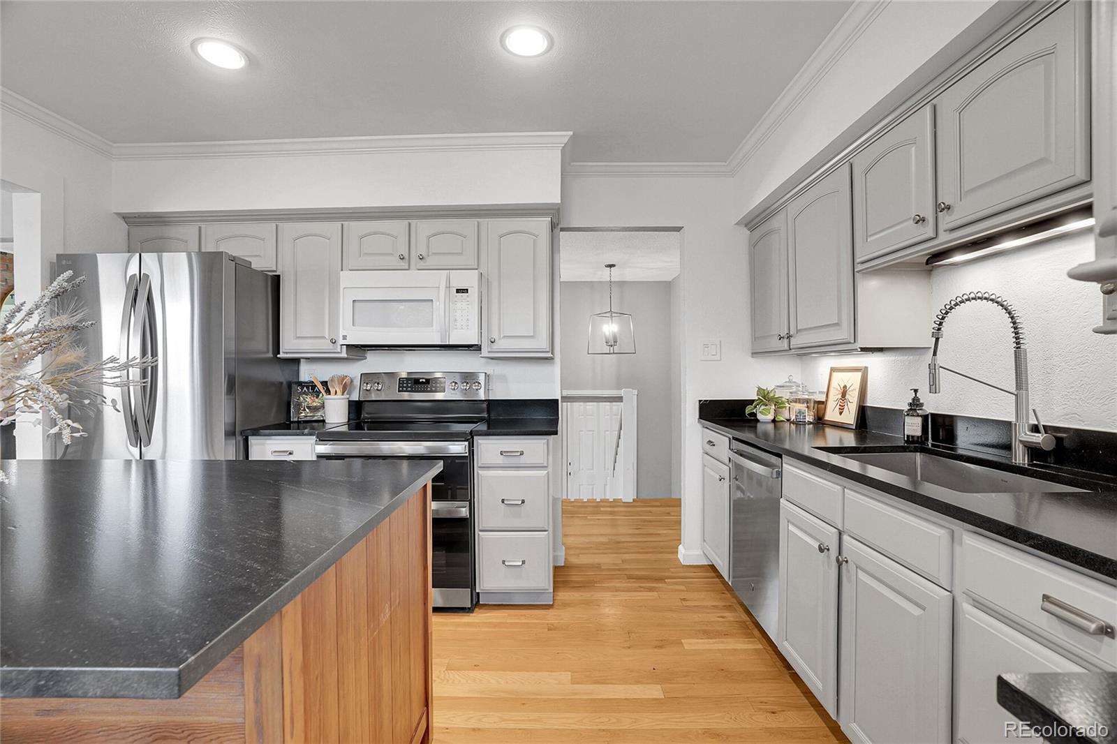 MLS Image #11 for 10737 w tufts drive,littleton, Colorado