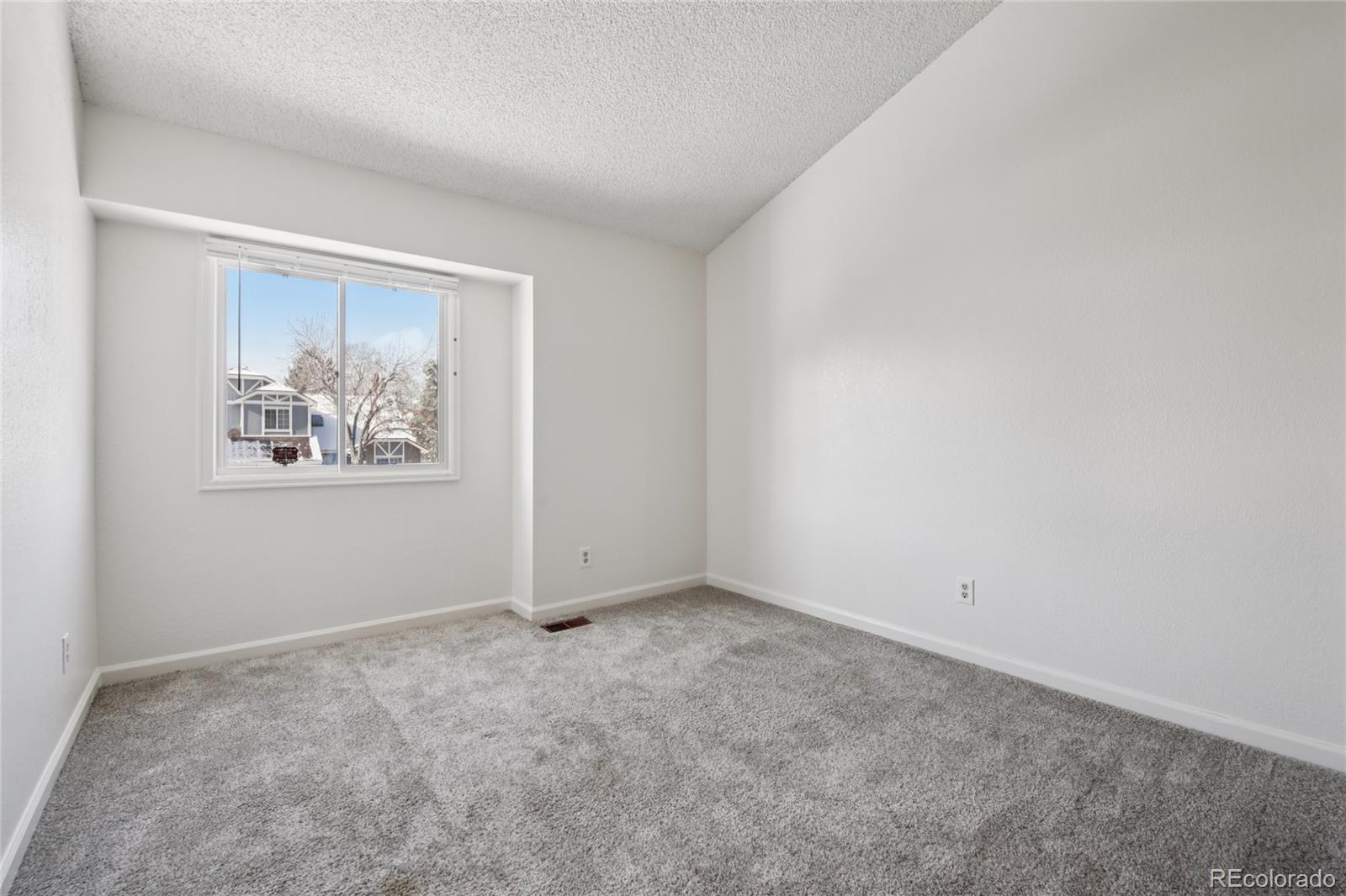 MLS Image #28 for 2450 s oswego street,aurora, Colorado