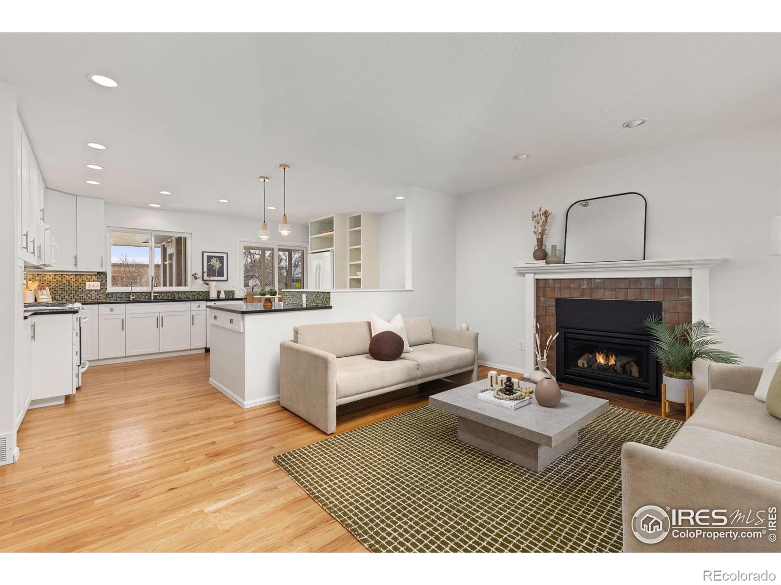 MLS Image #1 for 894 w willow street,louisville, Colorado