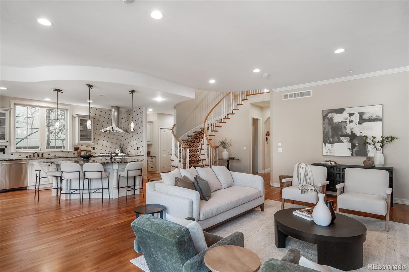 MLS Image #7 for 1425 s elizabeth street,denver, Colorado