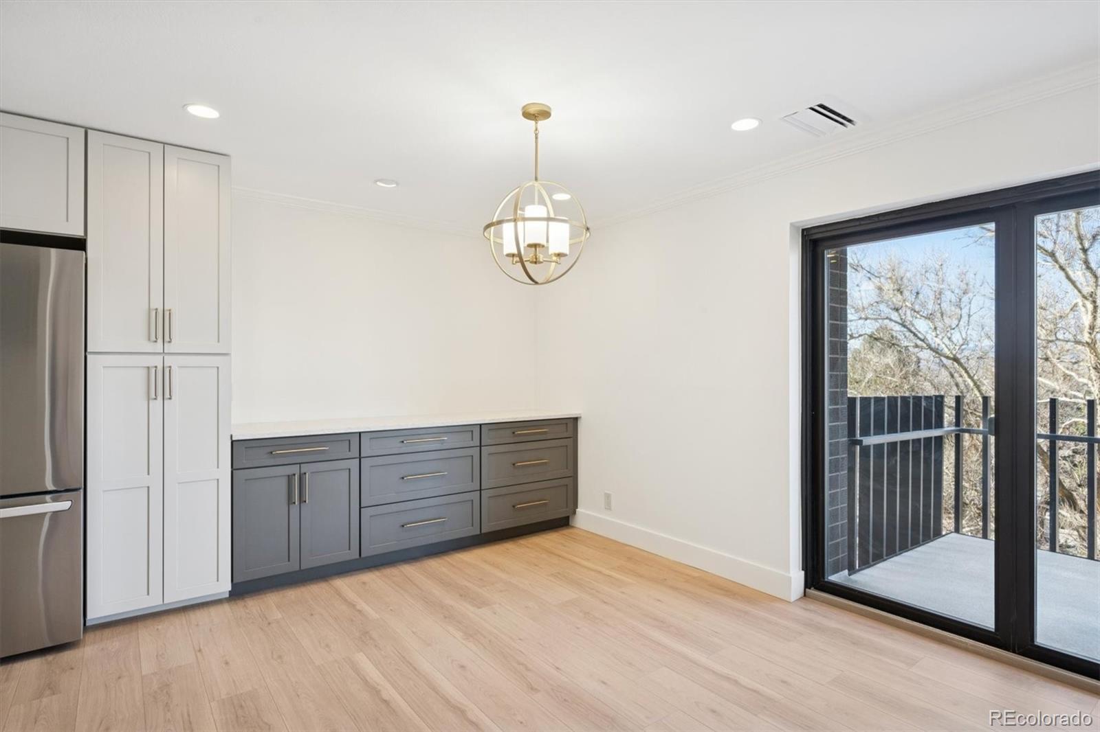 MLS Image #7 for 460 s marion parkway 604,denver, Colorado