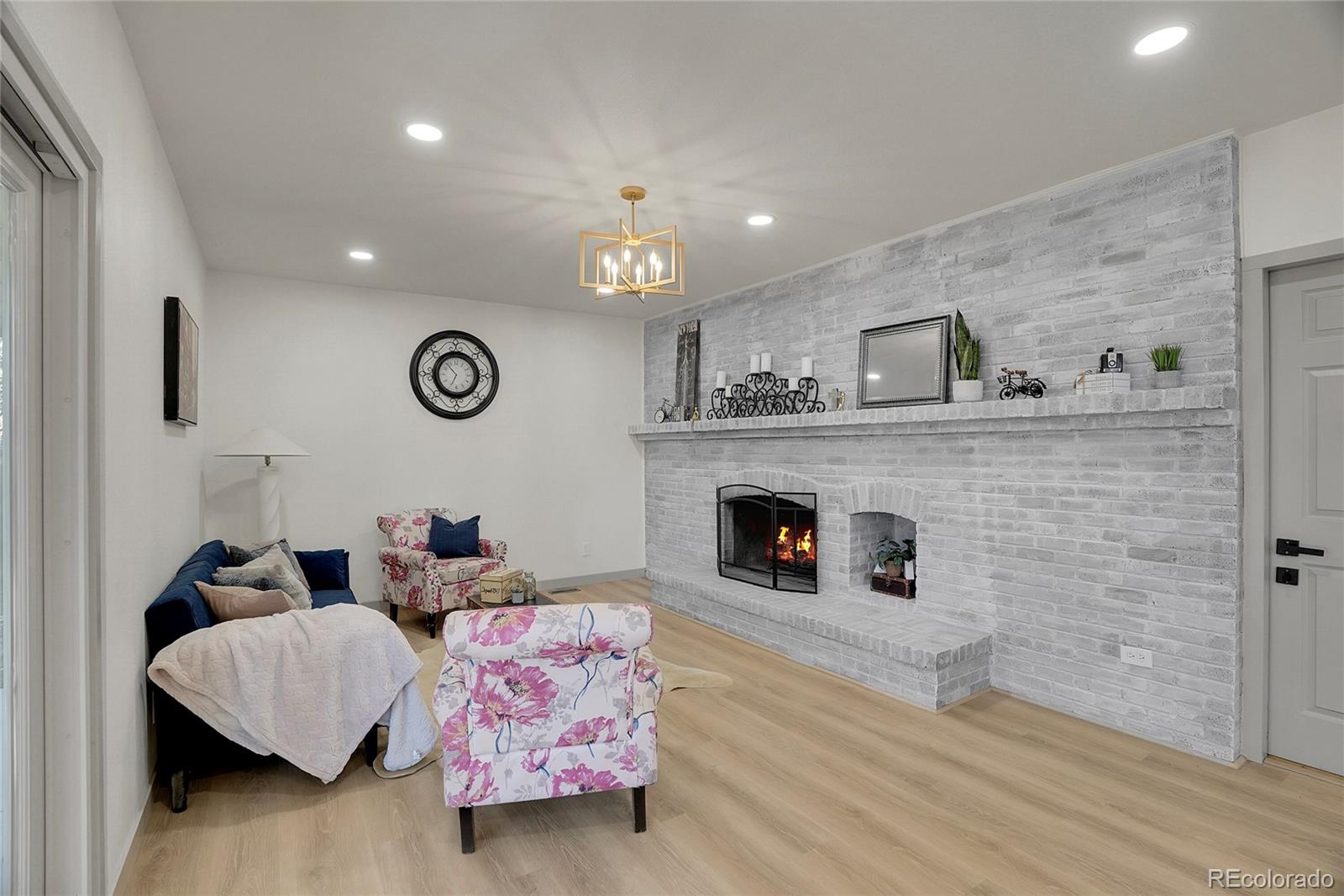 MLS Image #13 for 2523 s carr court,lakewood, Colorado