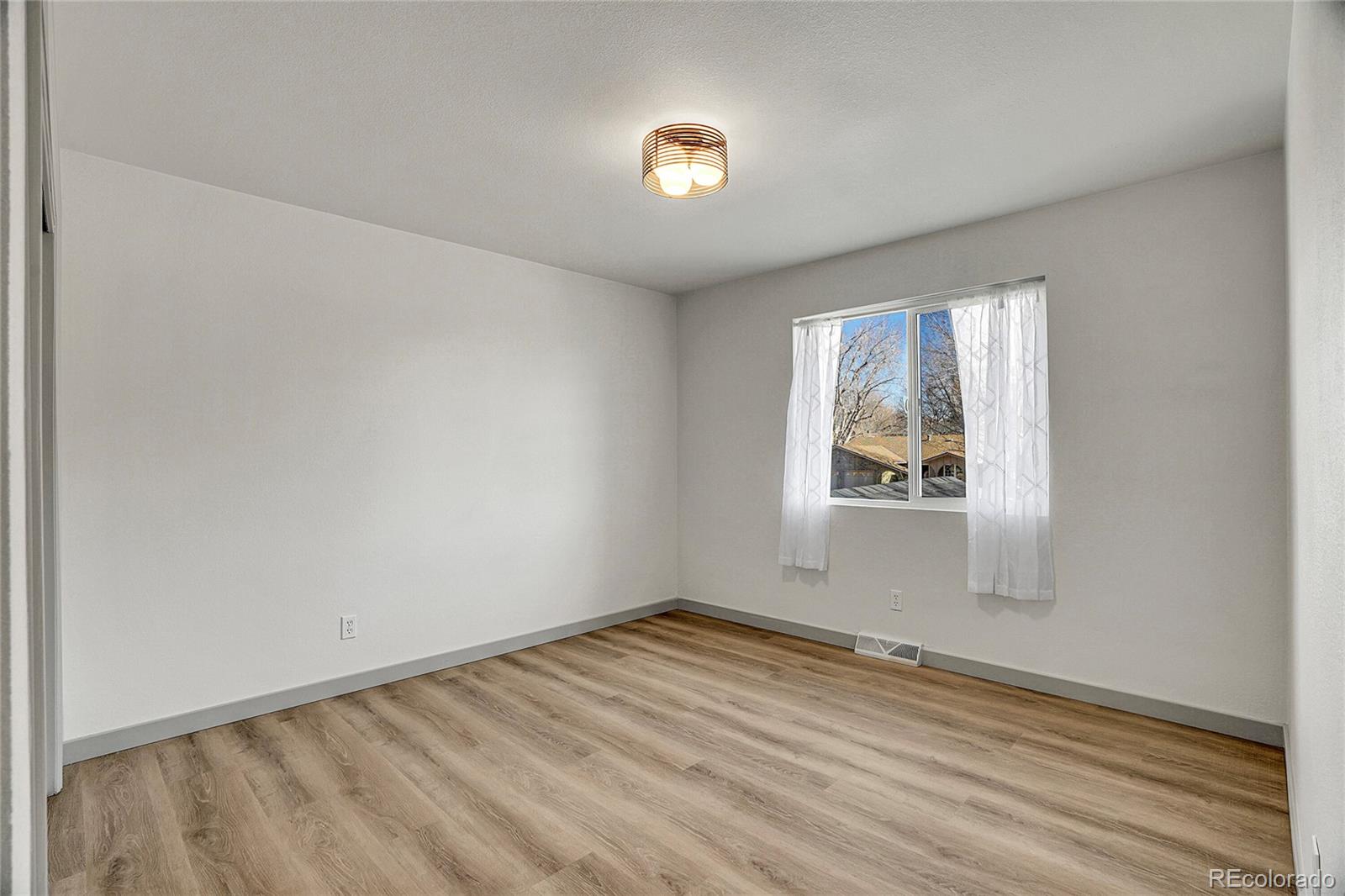 MLS Image #14 for 2523 s carr court,lakewood, Colorado