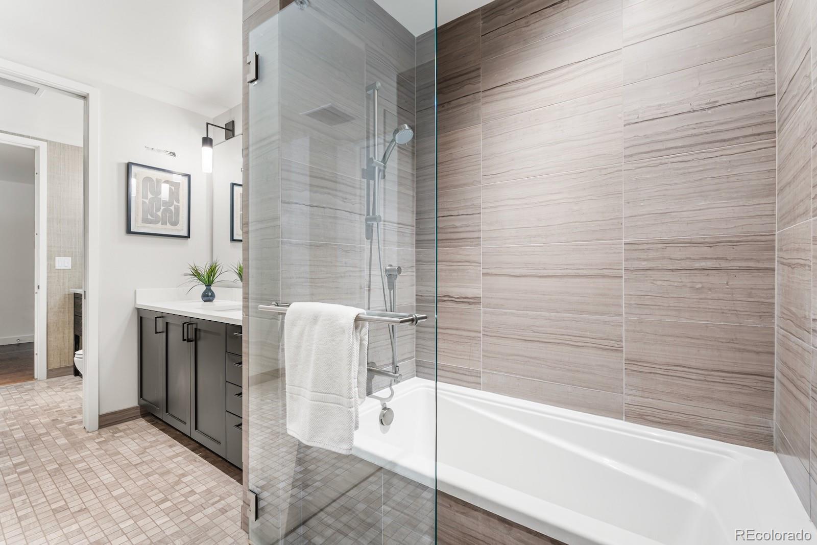 MLS Image #14 for 1750  wewatta street,denver, Colorado