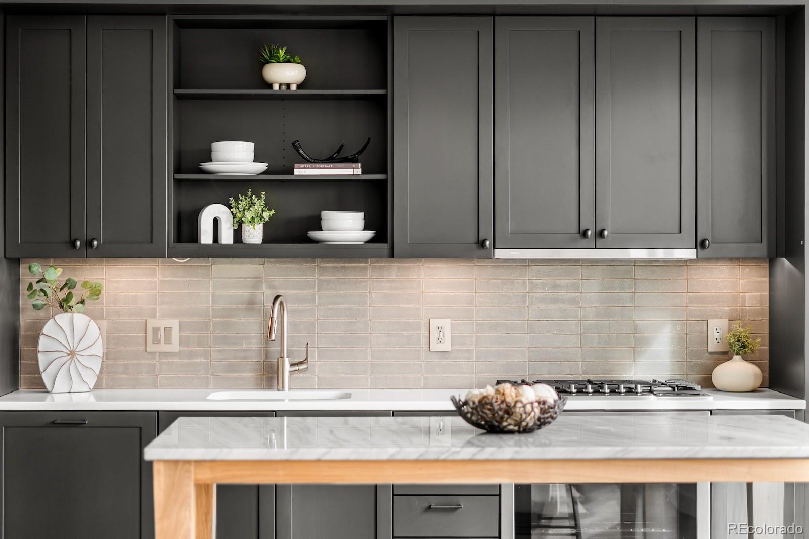 MLS Image #4 for 1750  wewatta street,denver, Colorado