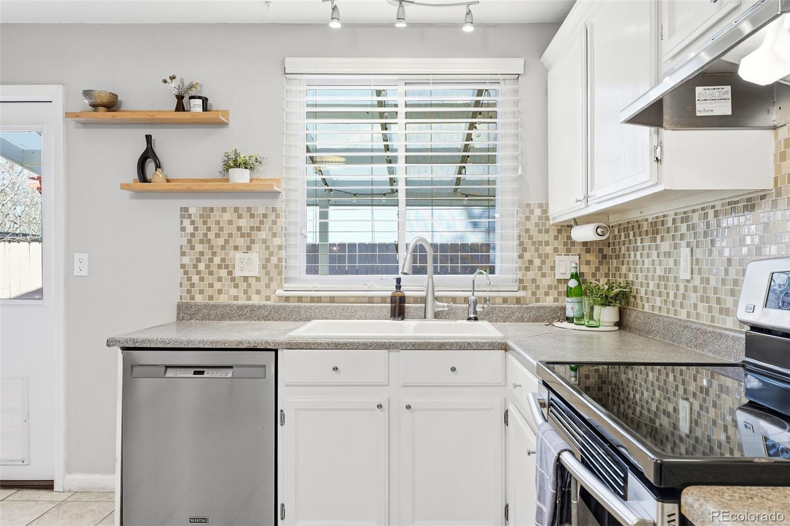 MLS Image #27 for 385  lilac circle,louisville, Colorado