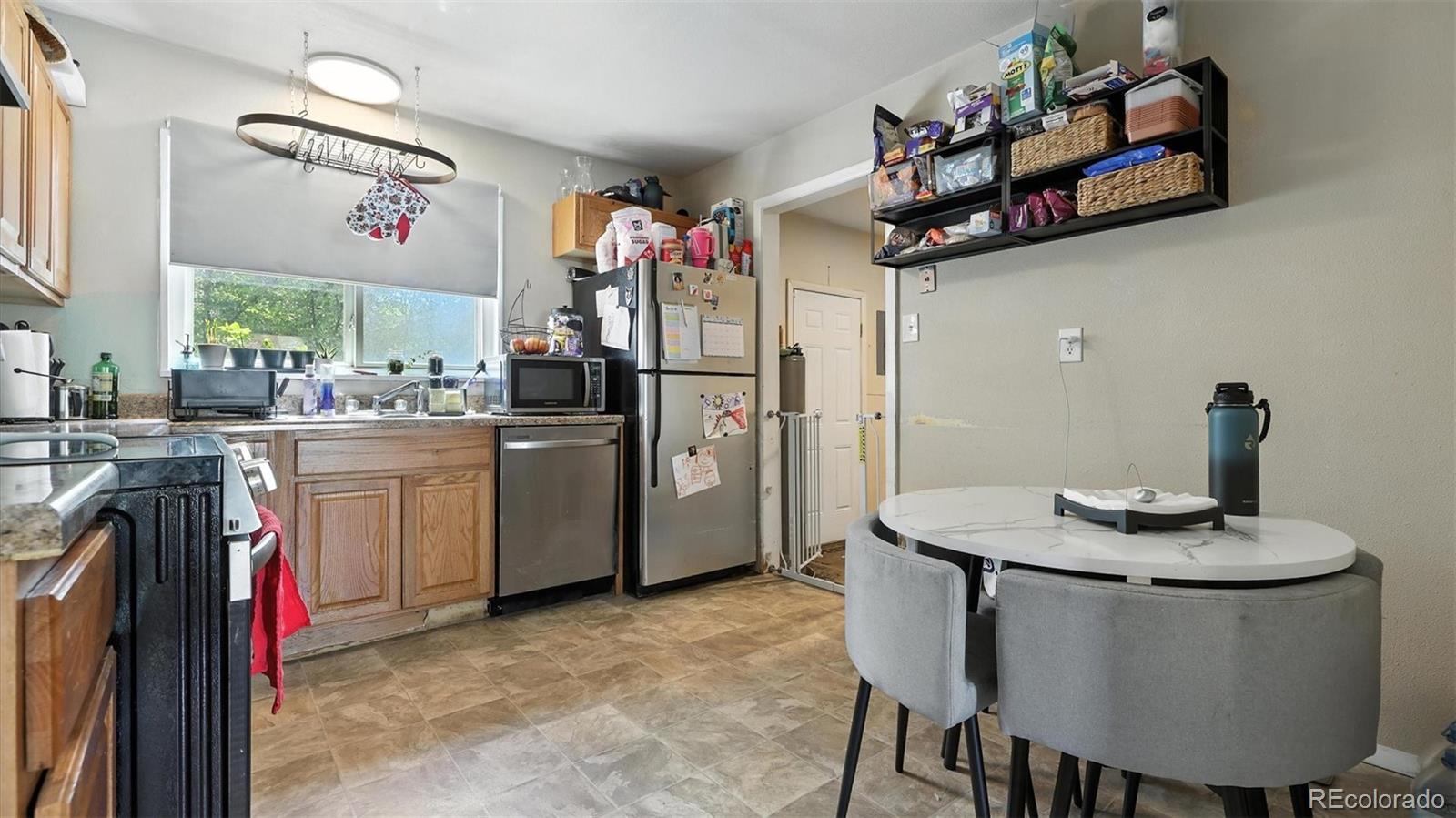 MLS Image #6 for 1504  hallam avenue,colorado springs, Colorado
