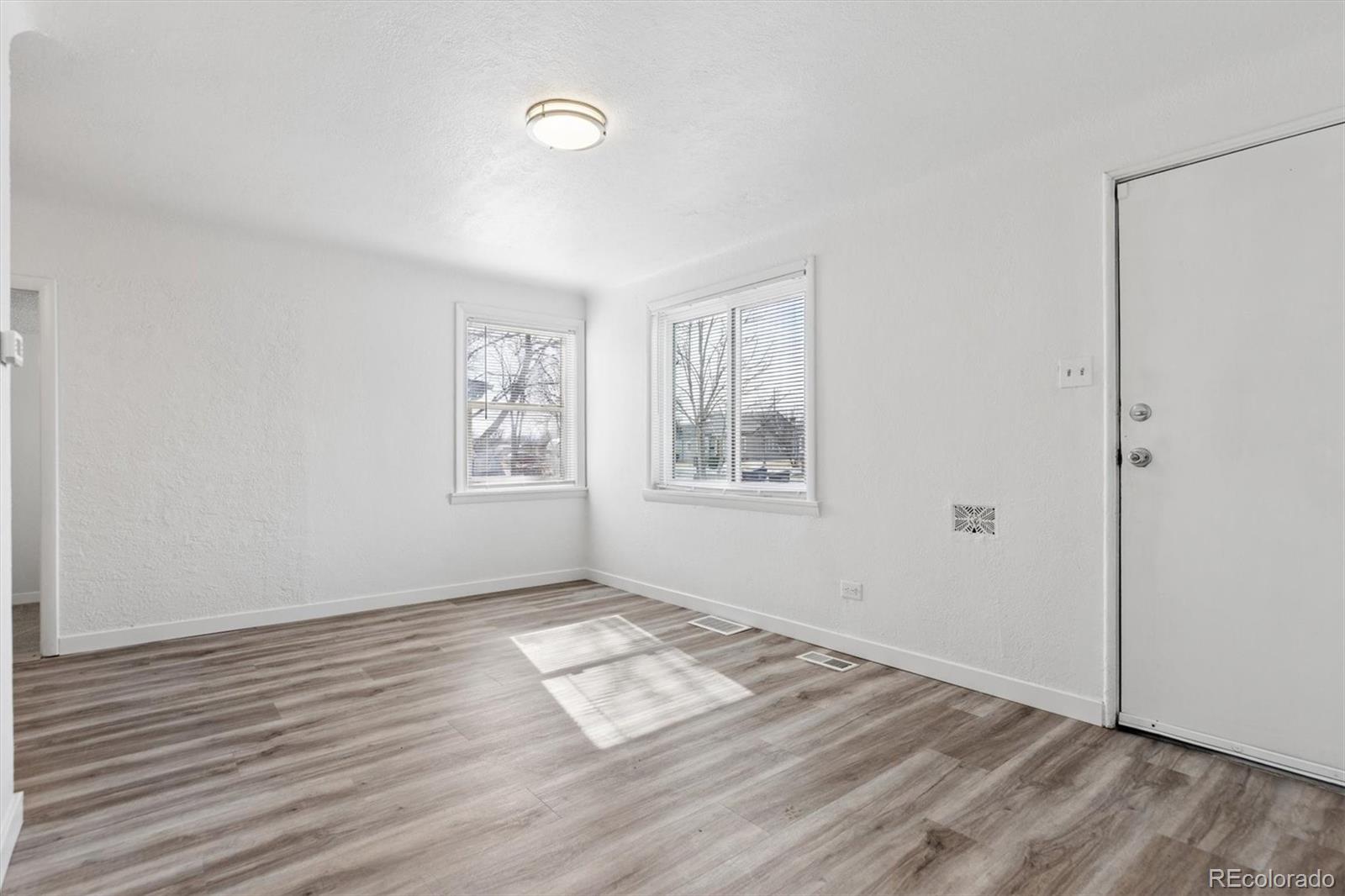 MLS Image #5 for 4876  decatur street,denver, Colorado