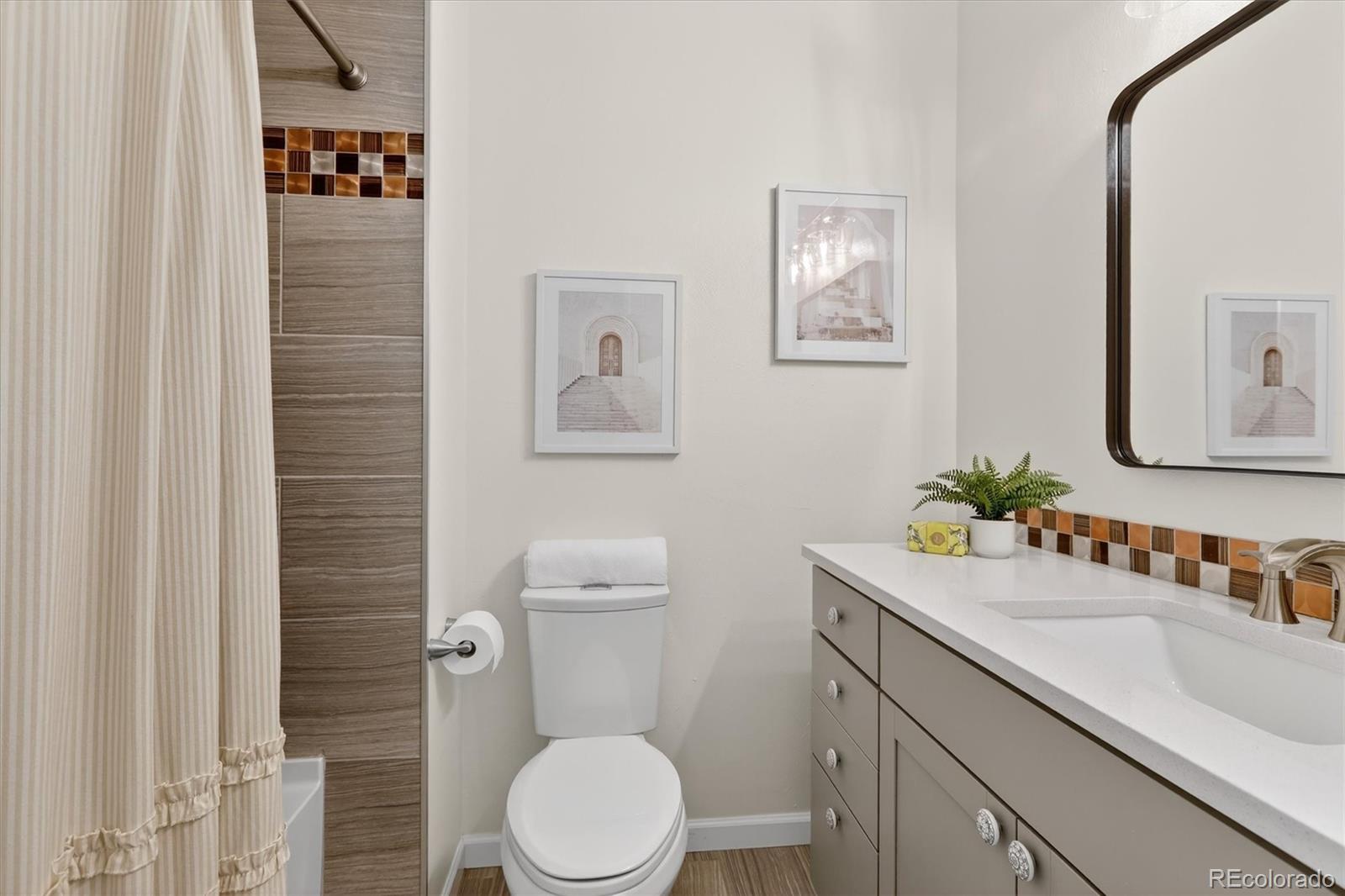 MLS Image #13 for 342 w caley avenue,littleton, Colorado