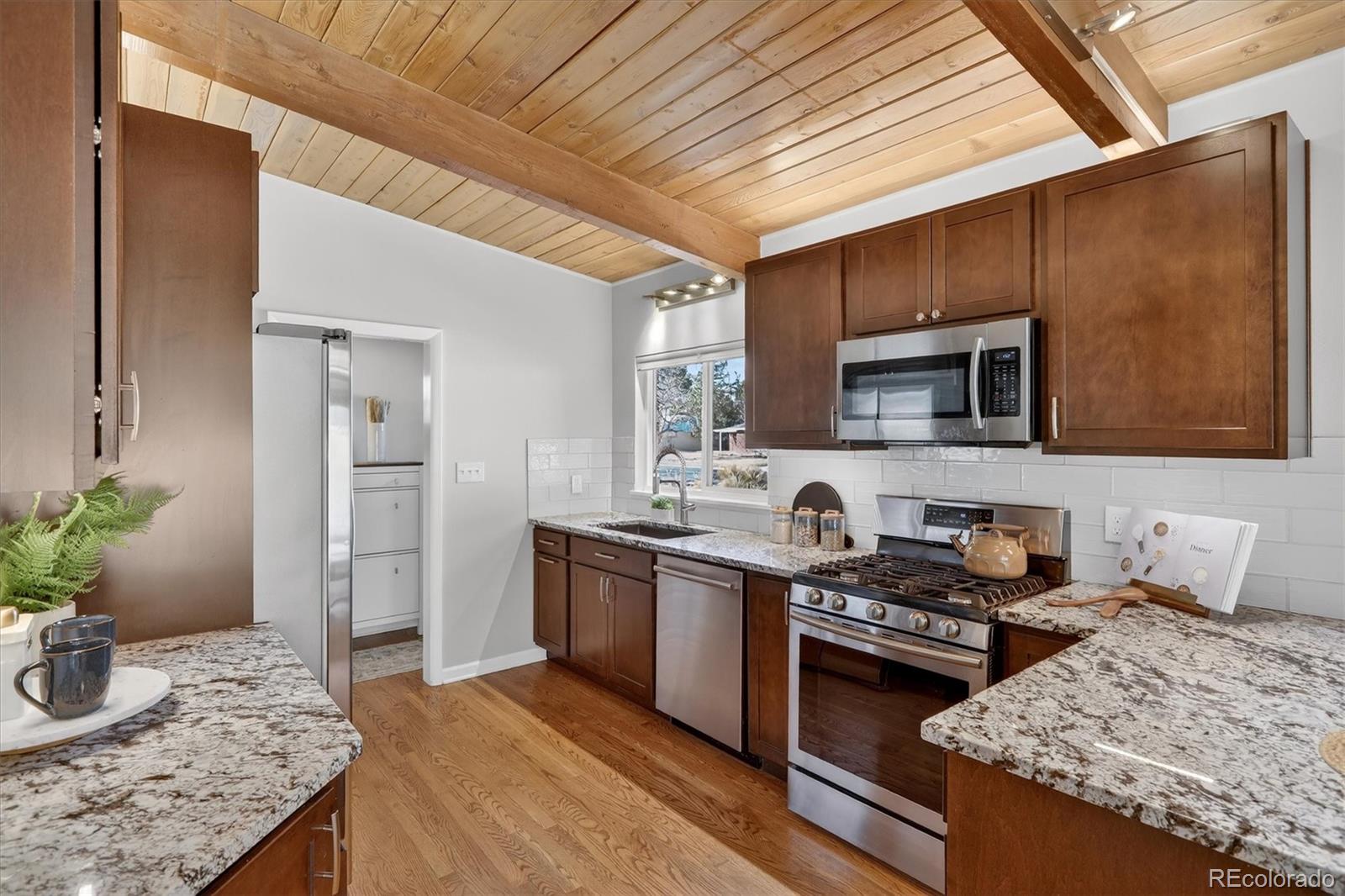 MLS Image #5 for 342 w caley avenue,littleton, Colorado