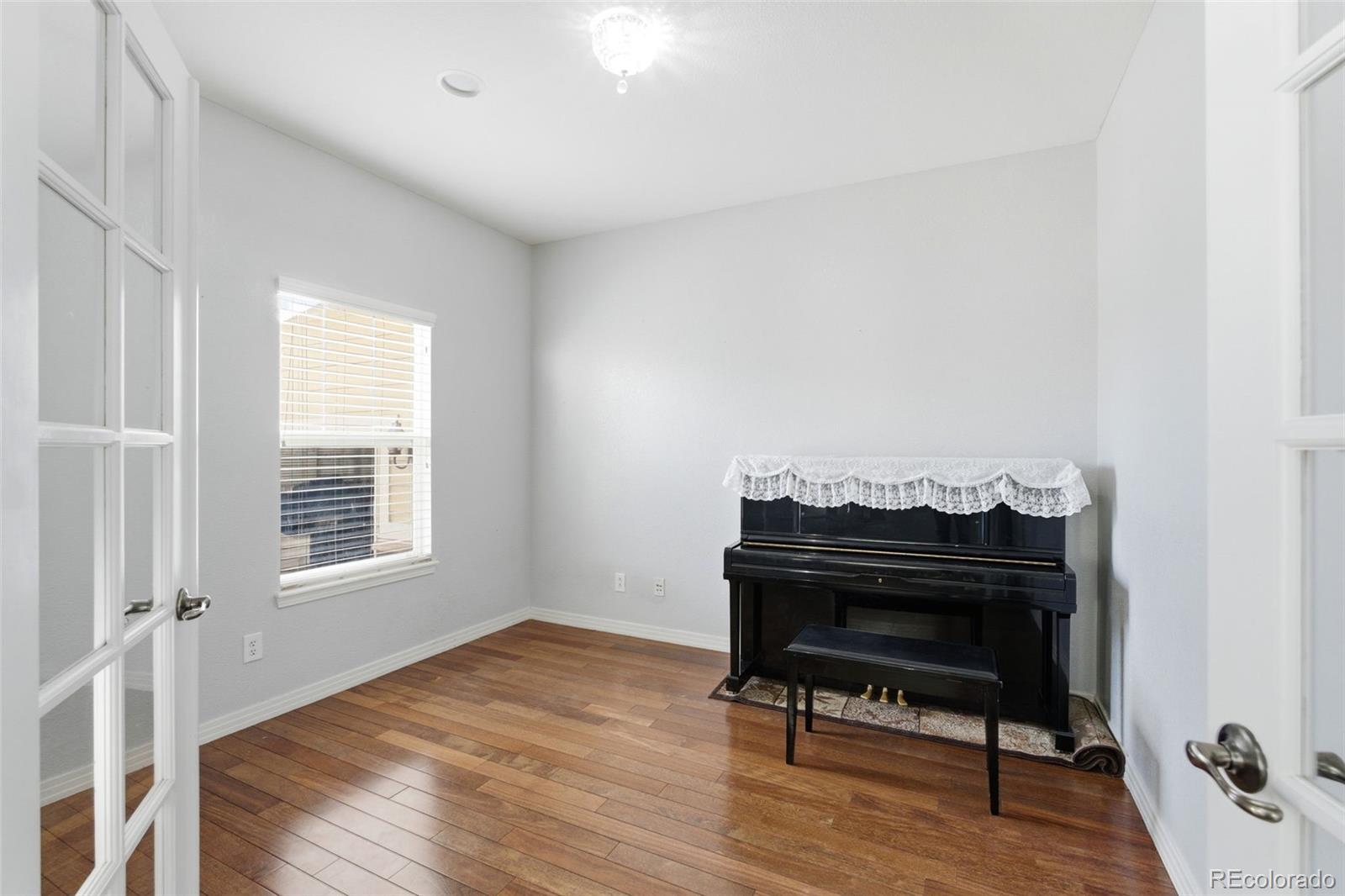 MLS Image #5 for 25203 e indore drive,aurora, Colorado