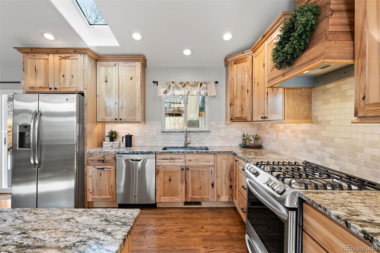 MLS Image #14 for 6486 s xenon street,littleton, Colorado