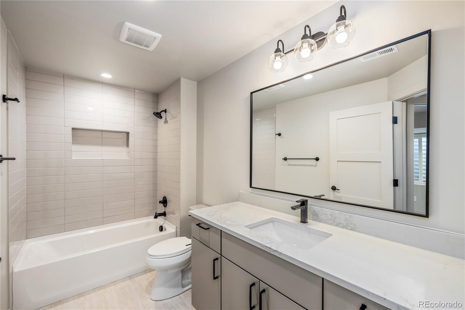 MLS Image #21 for 3935  lipan street,denver, Colorado