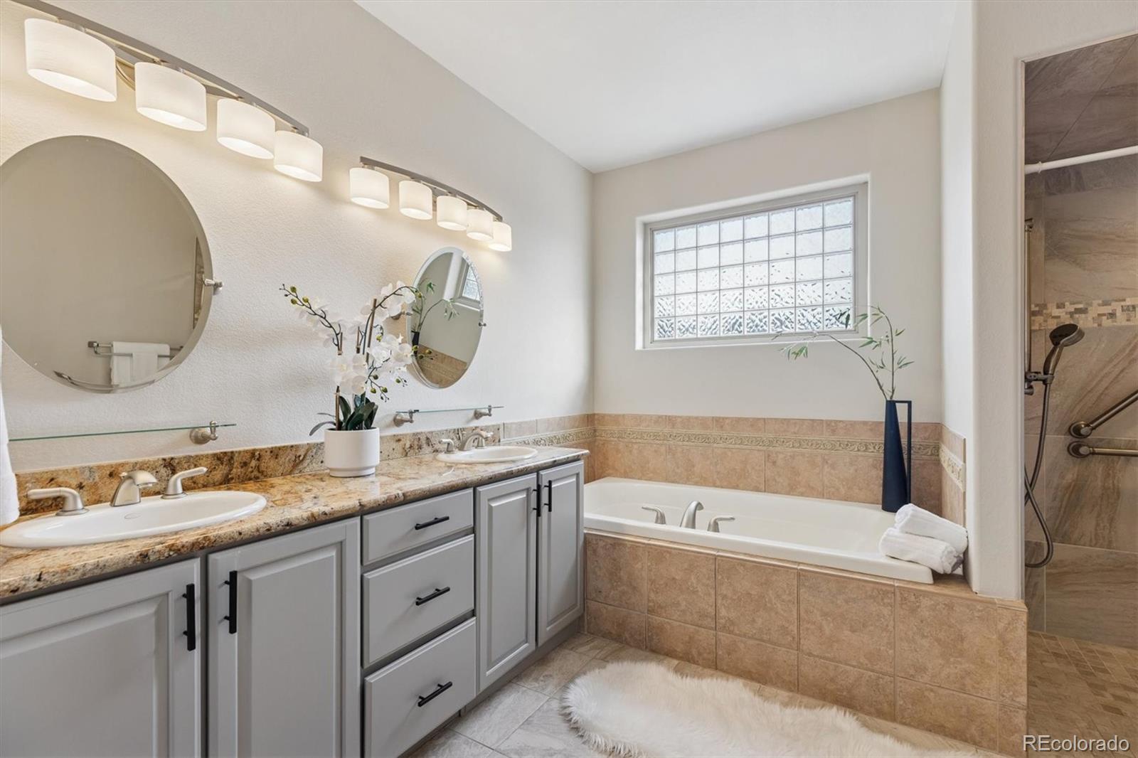 MLS Image #14 for 1160 s ammons street,lakewood, Colorado