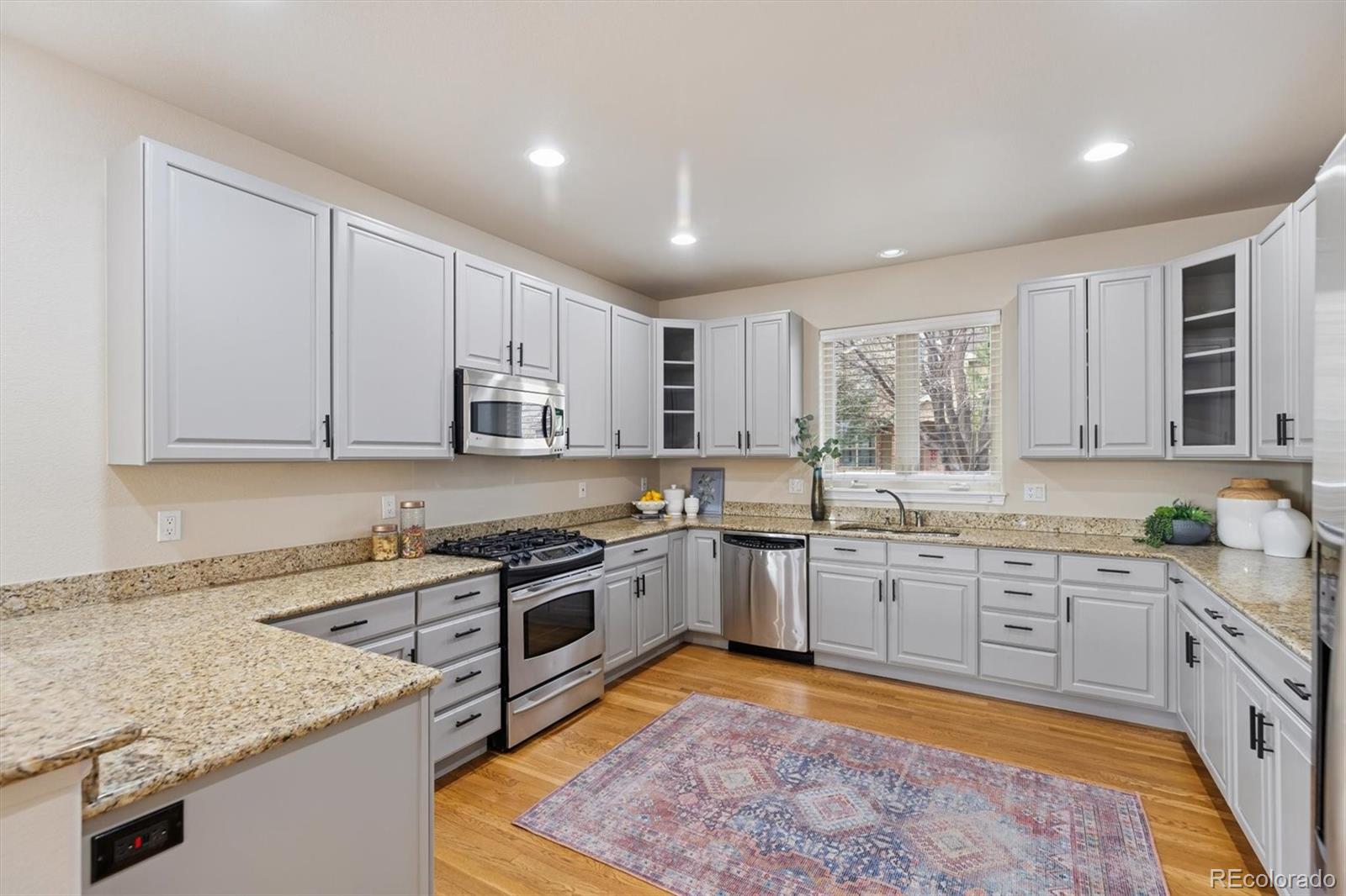 MLS Image #9 for 1160 s ammons street,lakewood, Colorado
