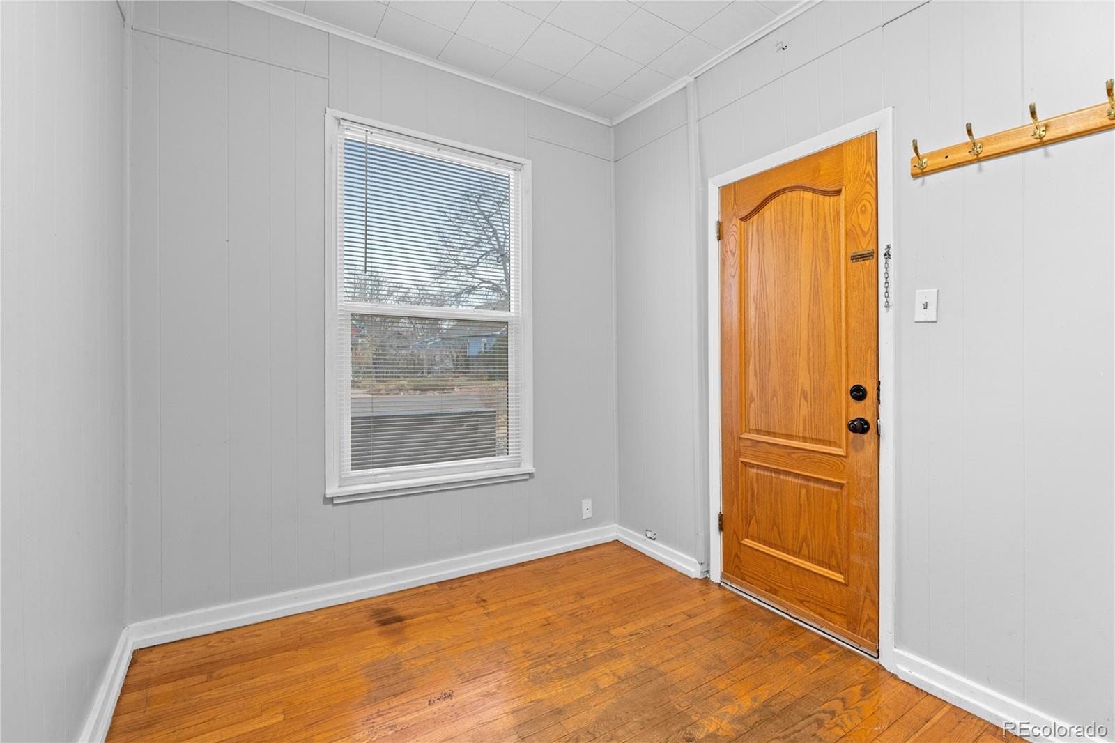 MLS Image #16 for 1435 s lincoln street,denver, Colorado