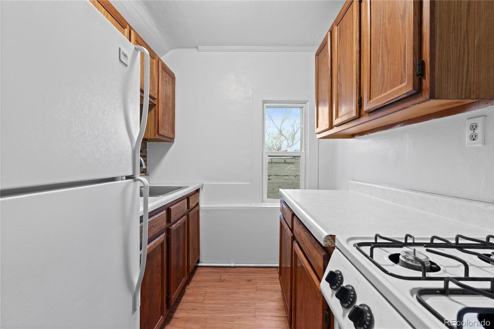 MLS Image #23 for 1435 s lincoln street,denver, Colorado