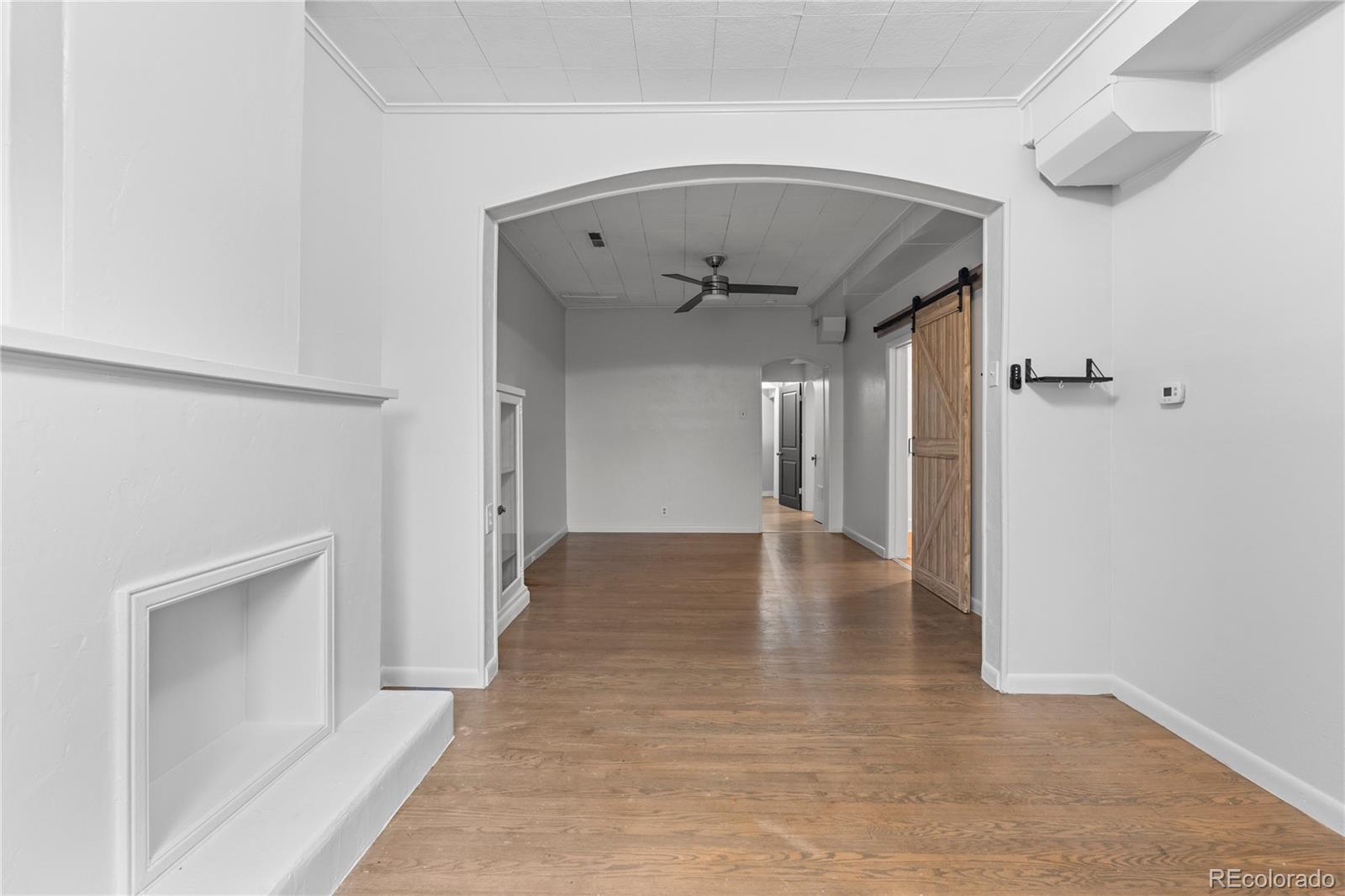 MLS Image #4 for 1435 s lincoln street,denver, Colorado