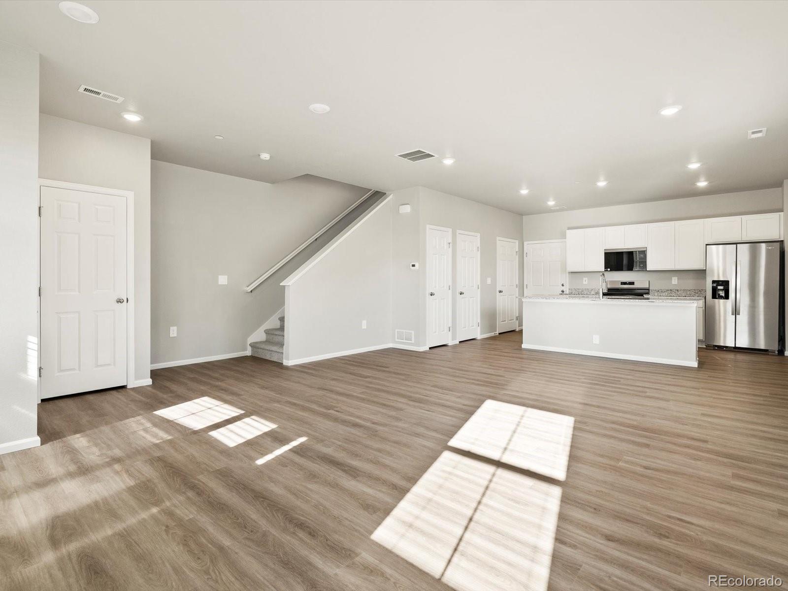 MLS Image #3 for 22175 e 7th place,aurora, Colorado