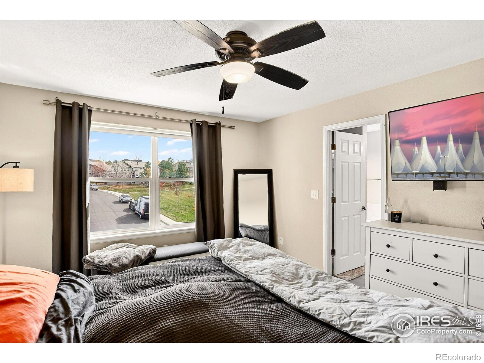 MLS Image #21 for 5491 s versailles street,aurora, Colorado